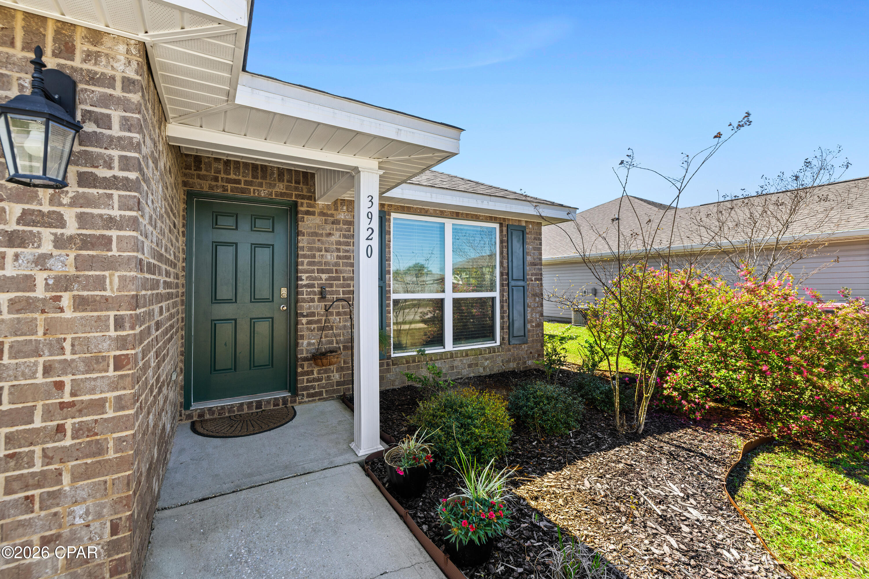 Listing photo id 3 for 3920 Whitehead Boulevard