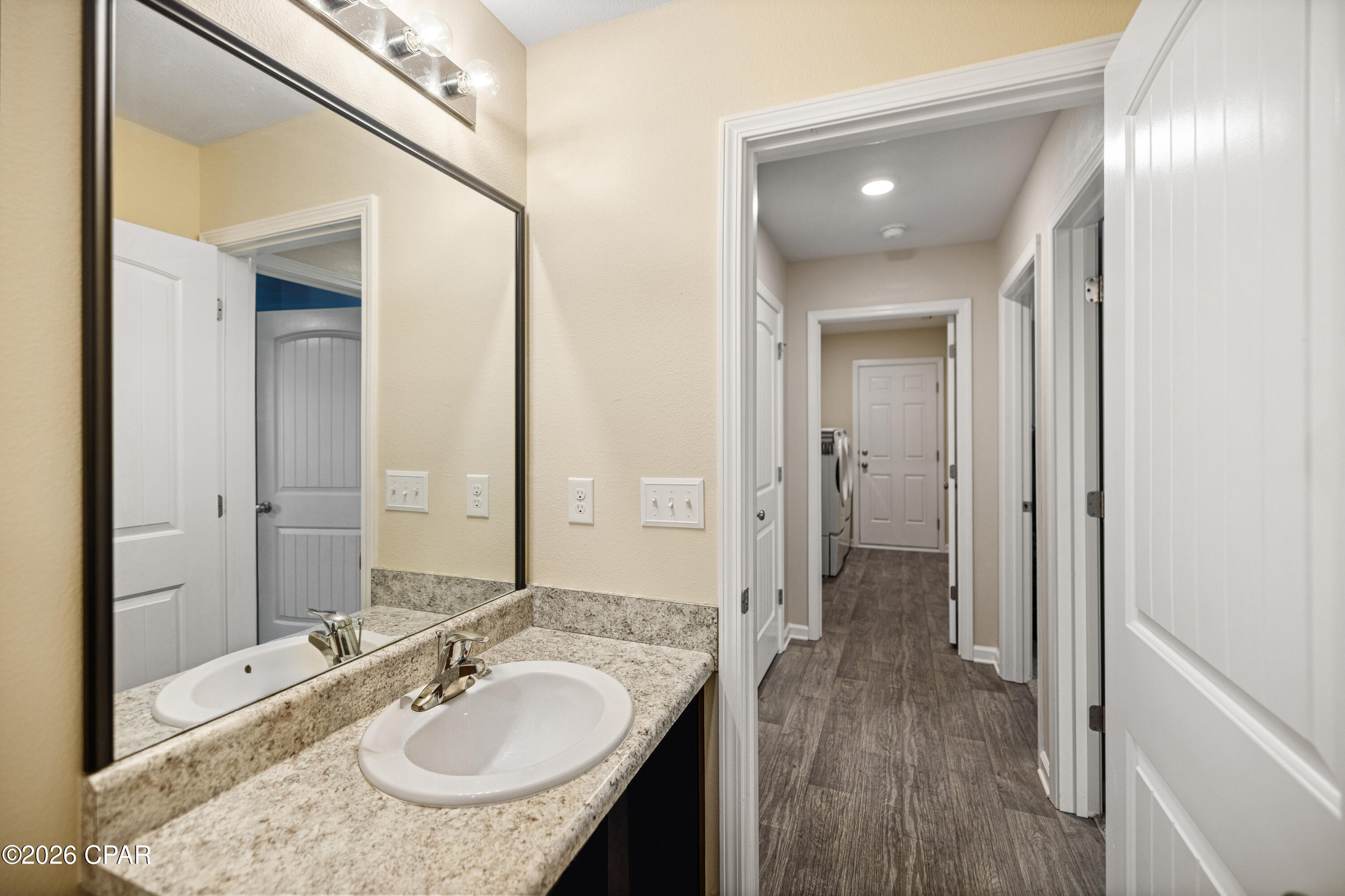 Image 33 For 3920 Whitehead Boulevard