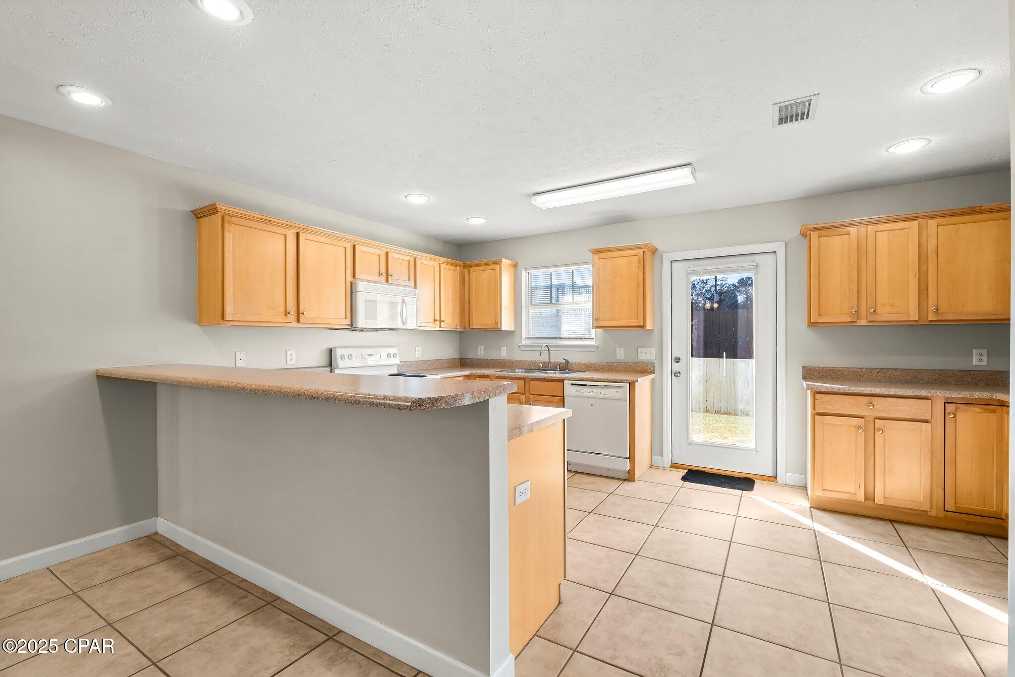 Image 10 For 2110 Sterling Cove Boulevard