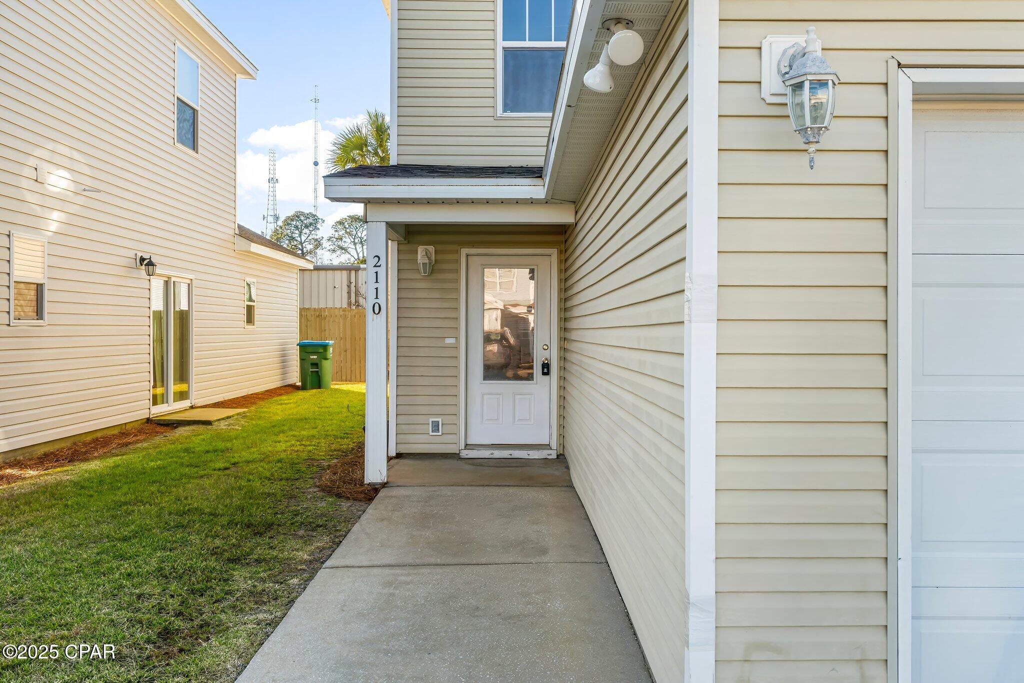 Image 3 For 2110 Sterling Cove Boulevard