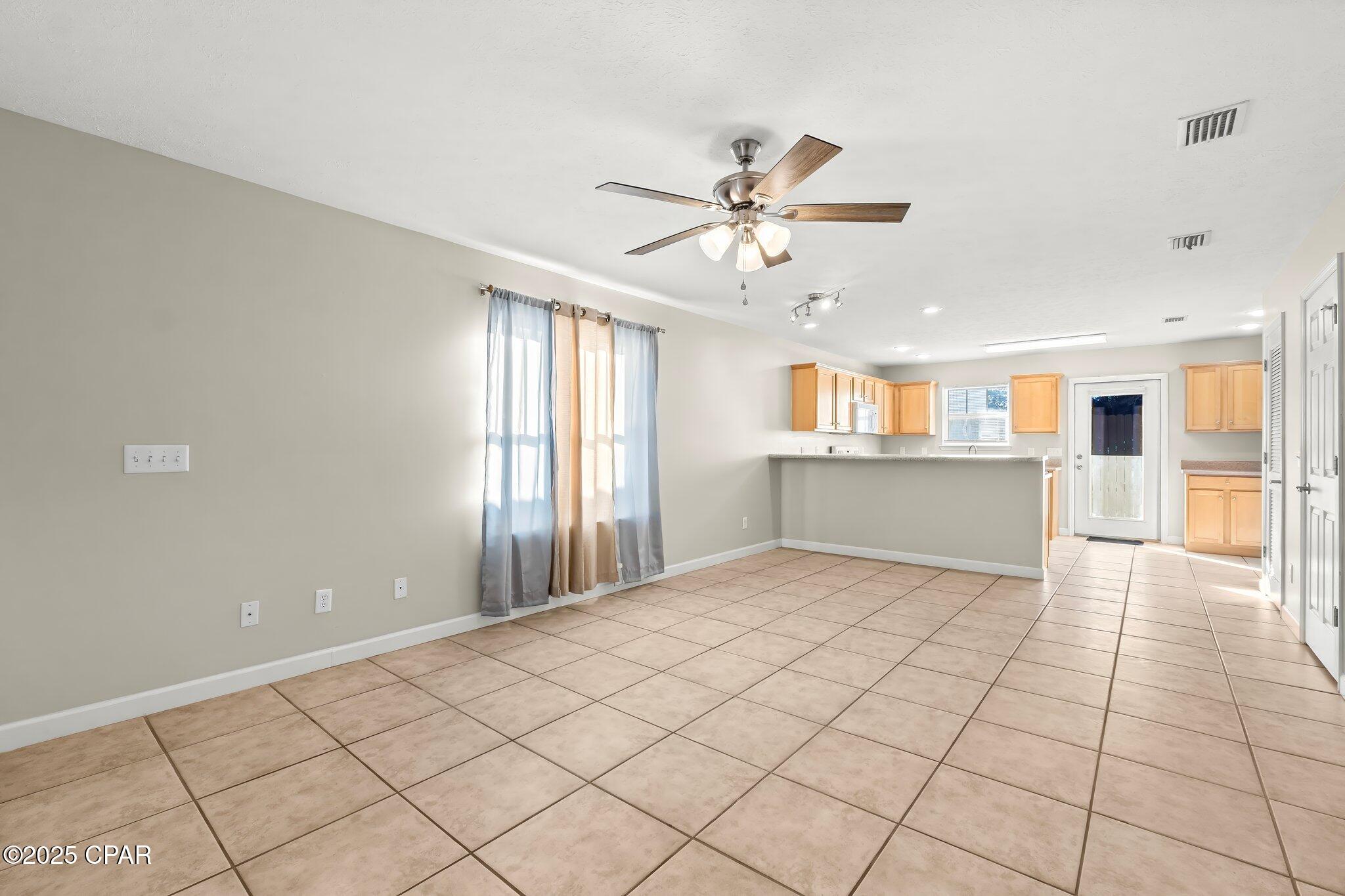 Image 6 For 2110 Sterling Cove Boulevard
