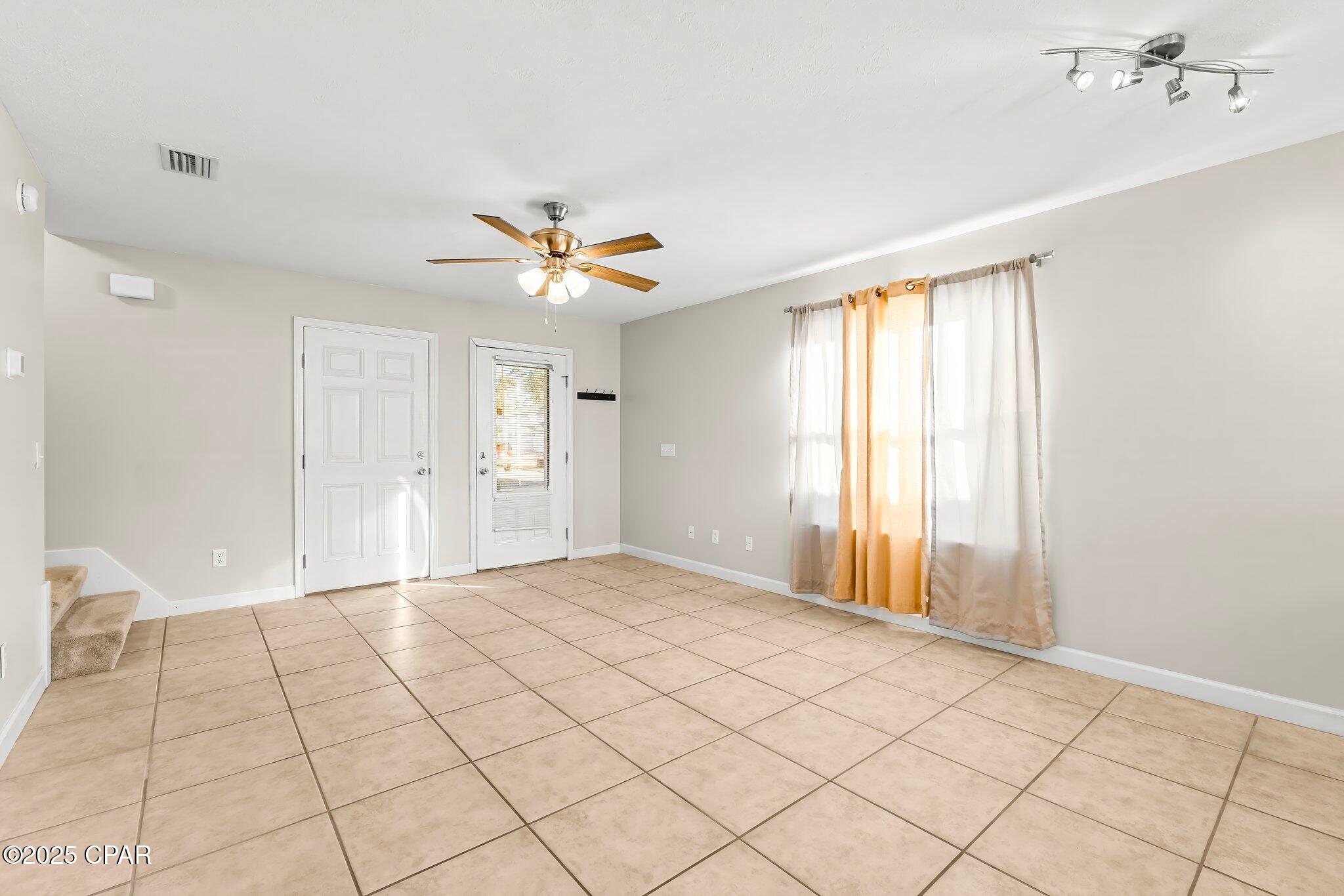Image 7 For 2110 Sterling Cove Boulevard
