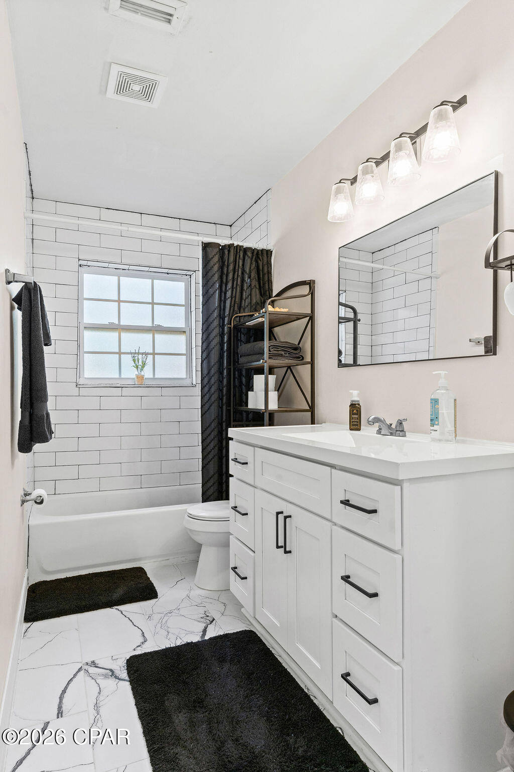 Image 25 For 808 Forestdale Avenue