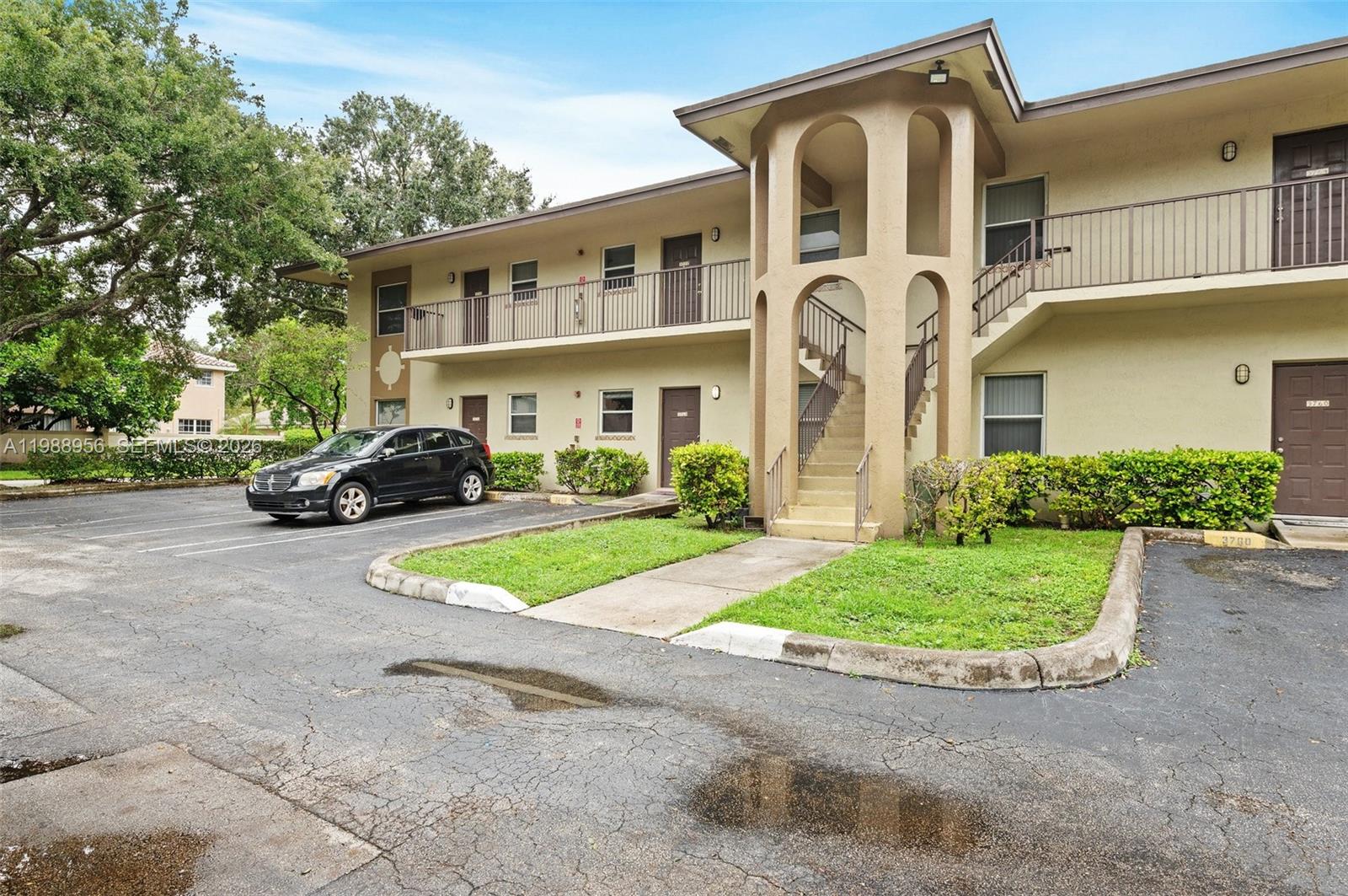Gardens Of Sunrise Condo