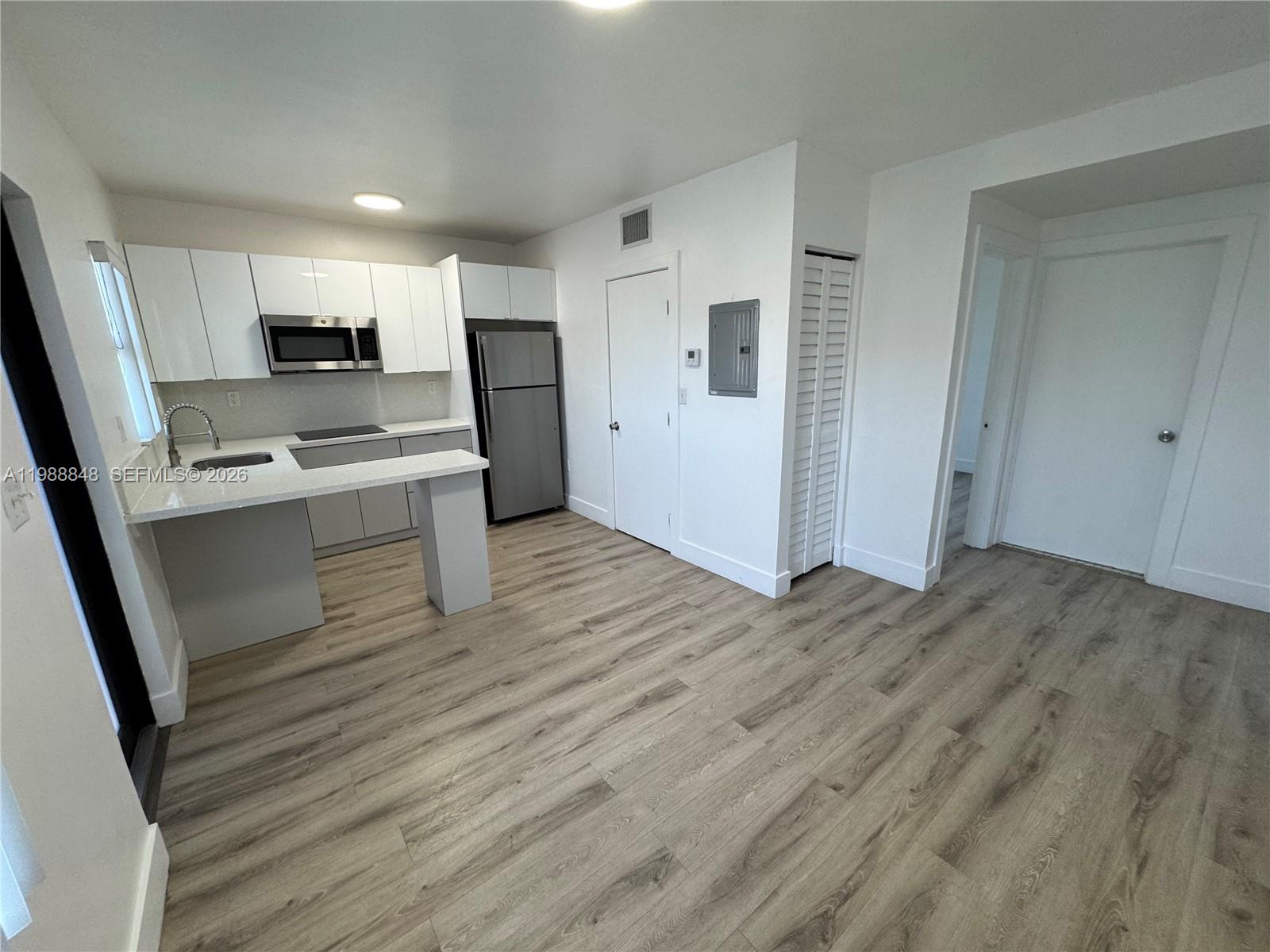 Property photo # 0