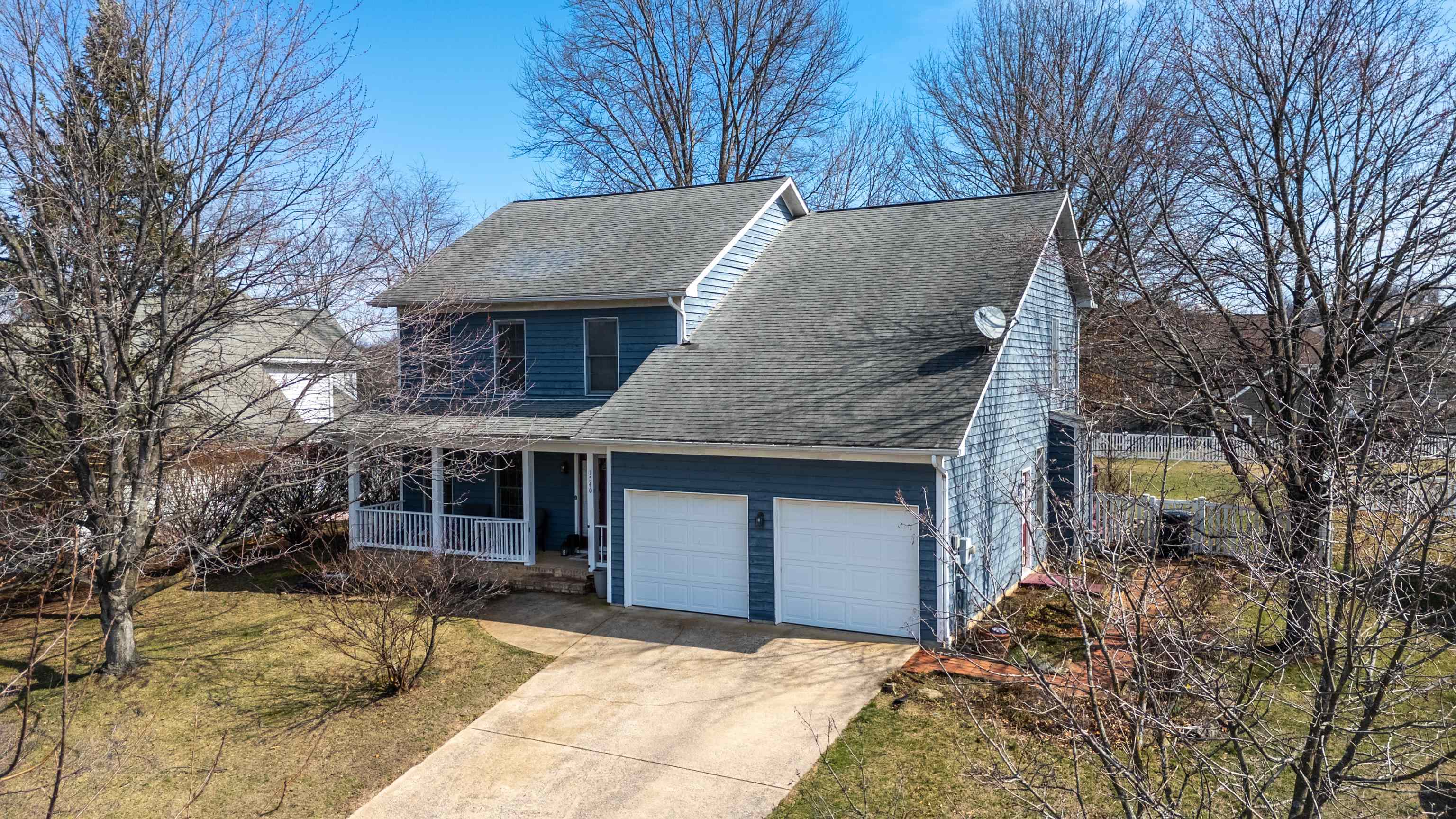 1540 APPLE RIDGE CT exterior