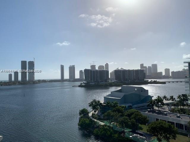 Aventura Marina Condo Num