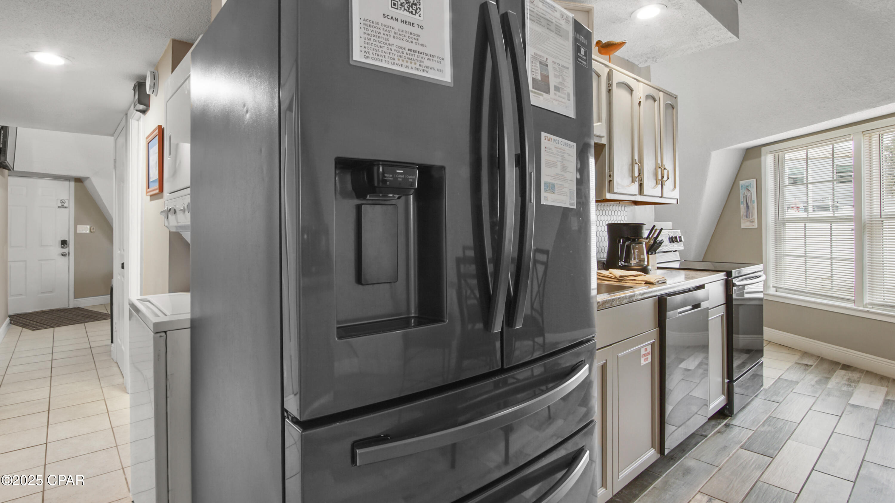 Image 14 For 8421 Elizabeth Avenue