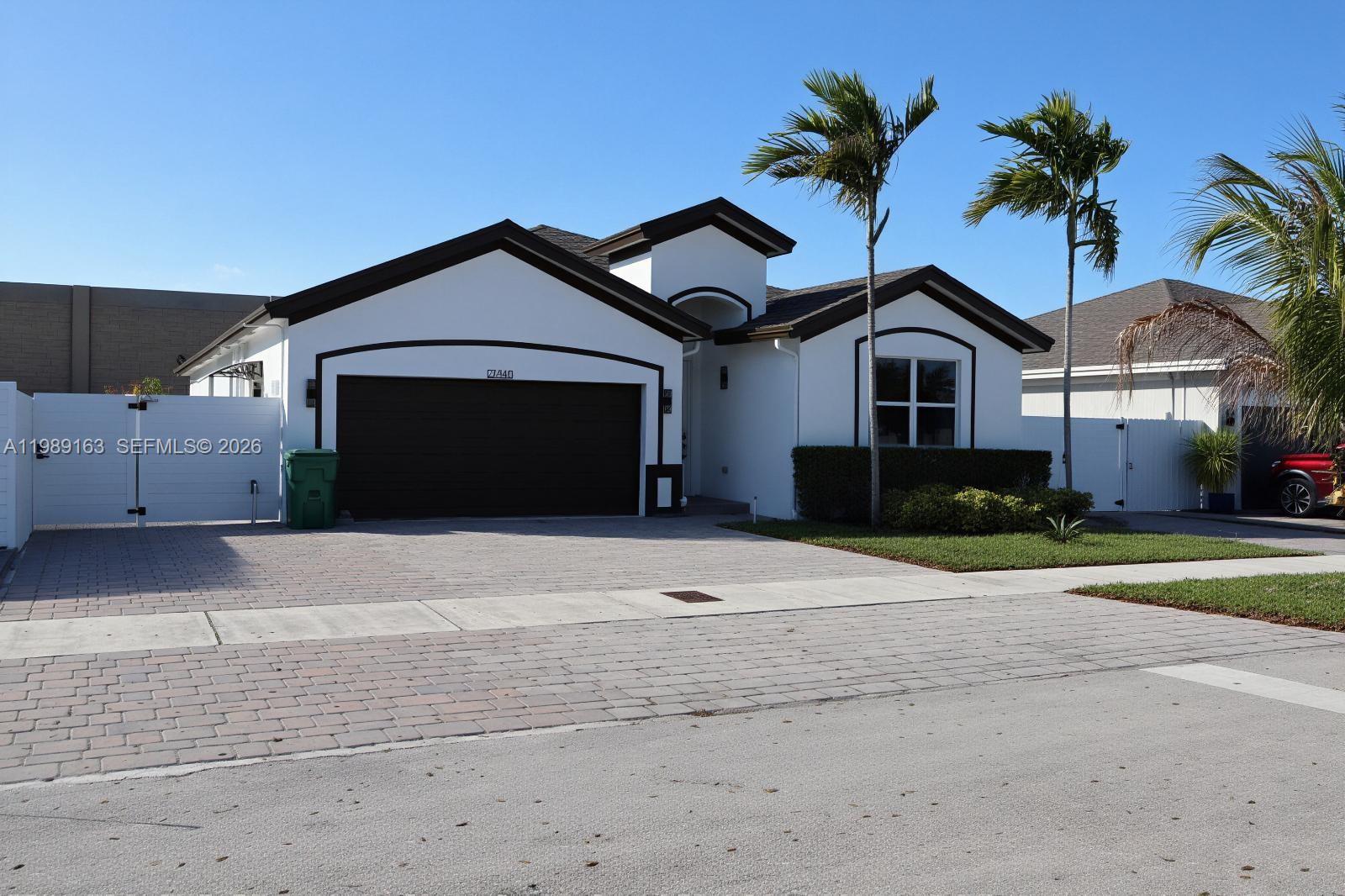 Property photo # 0