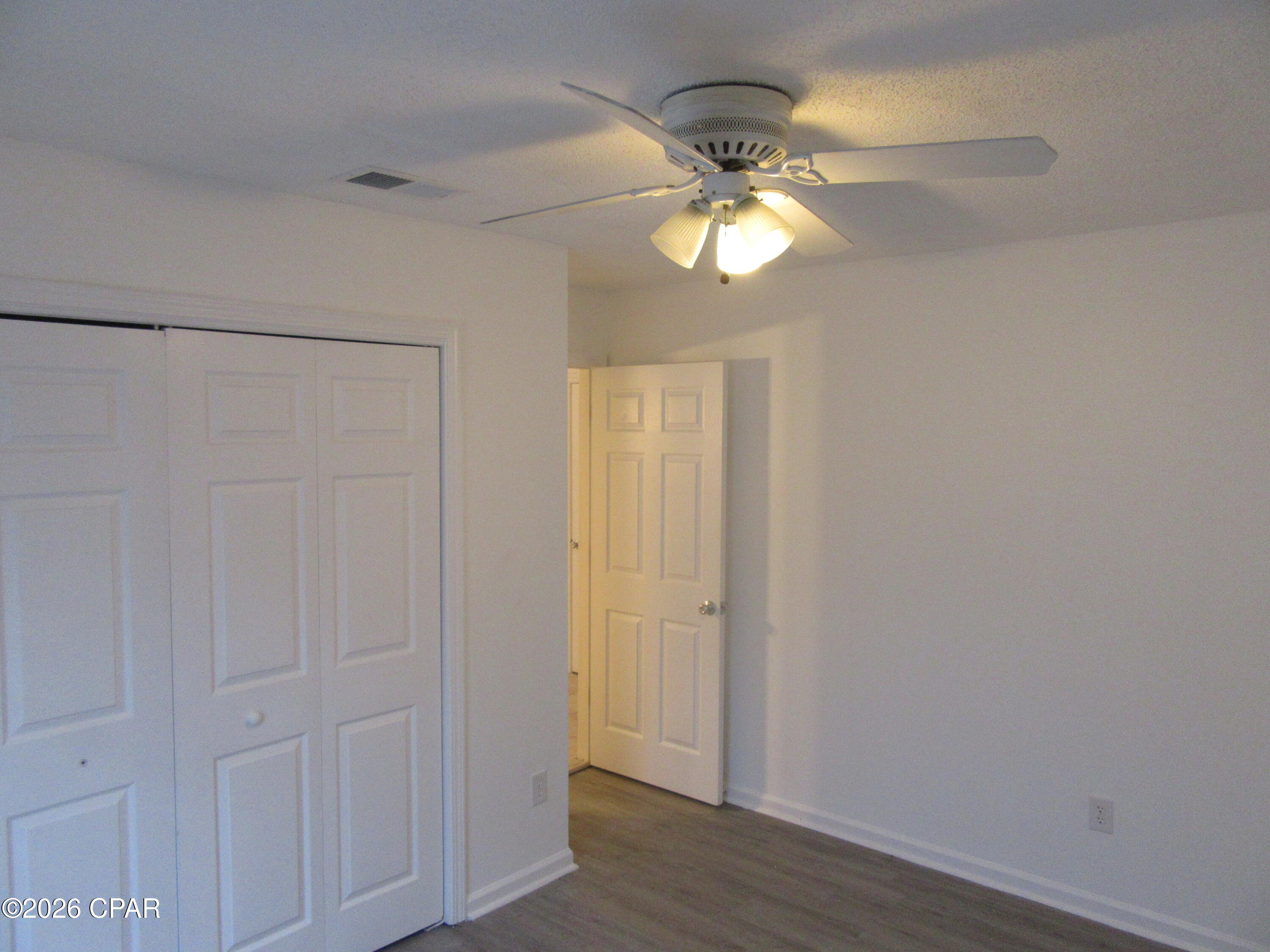 Image 11 For 5111 Flint Avenue