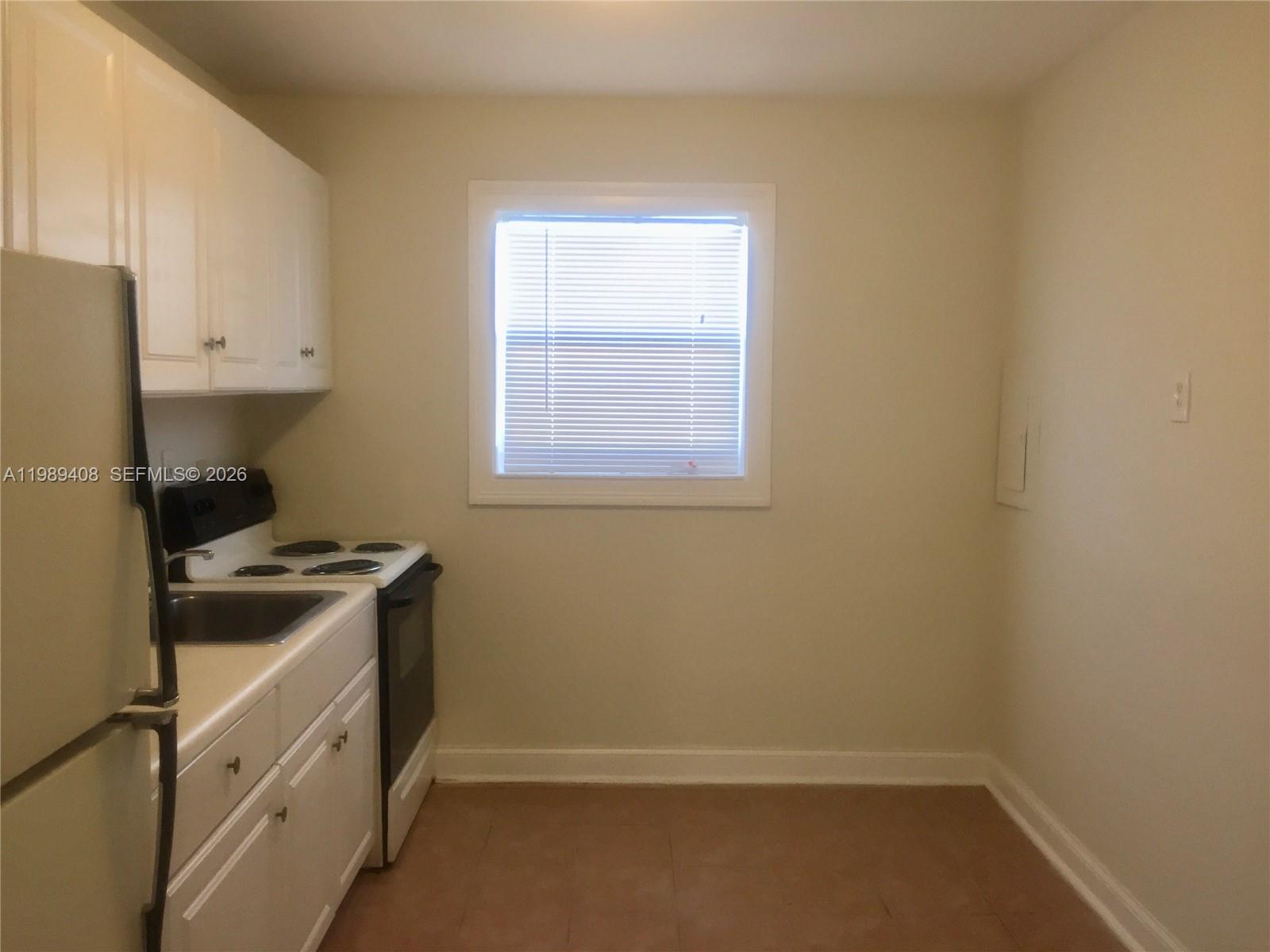 Property photo # 9