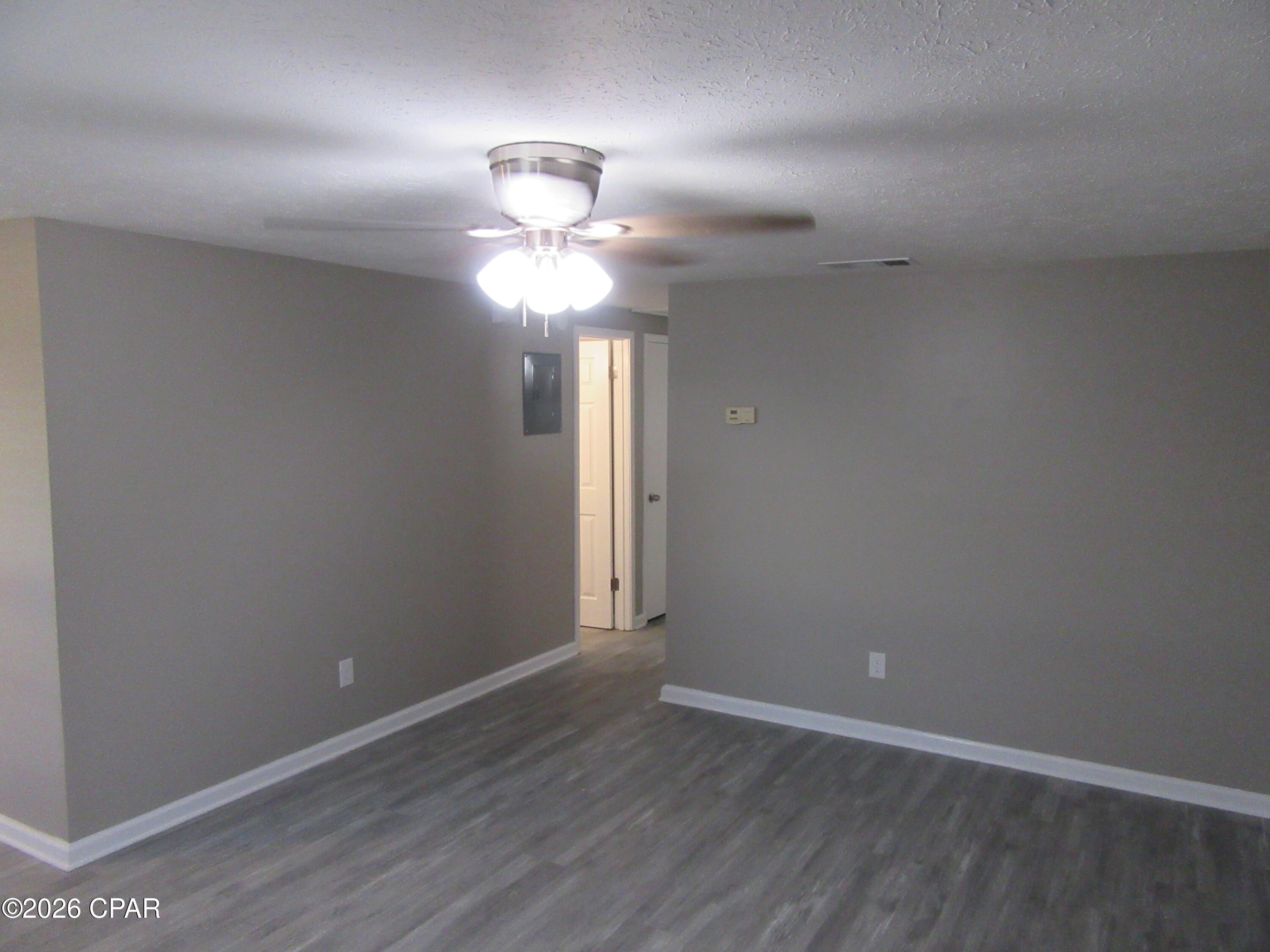 Image 3 For 6427 Sunset Avenue #2