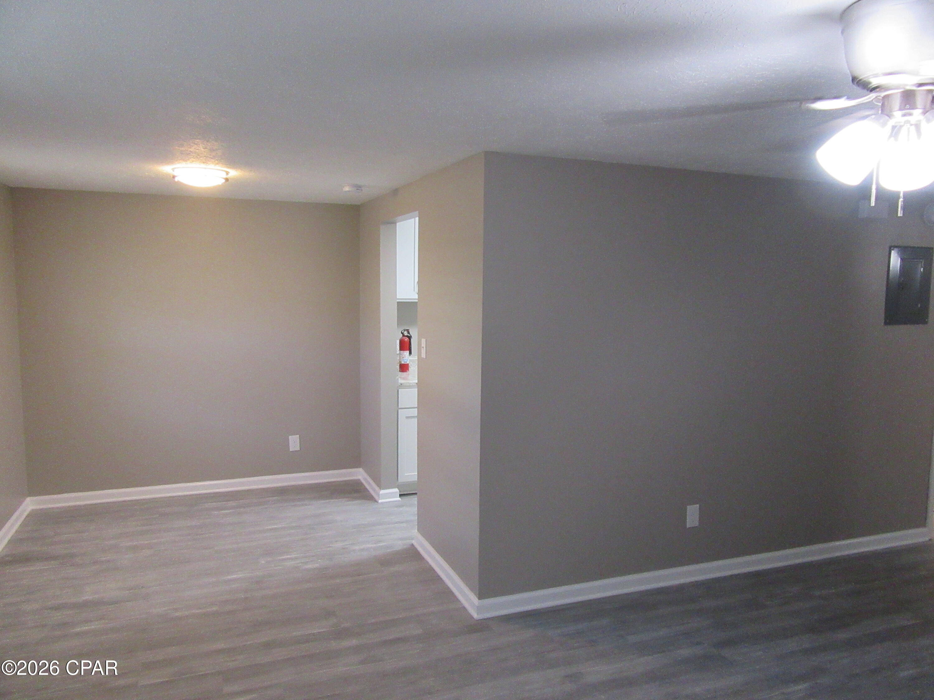 Image 4 For 6427 Sunset Avenue #2