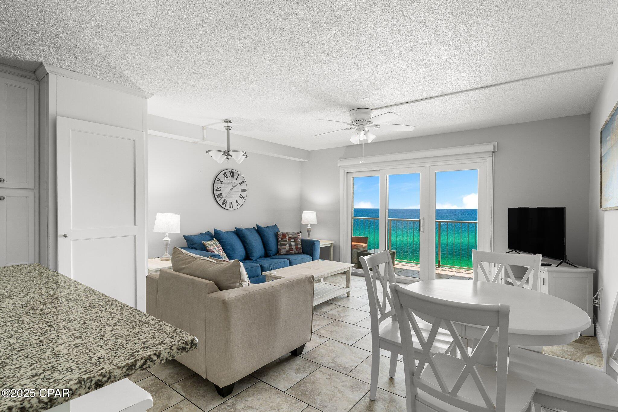 Image 8 For 8743 Thomas Drive 1105