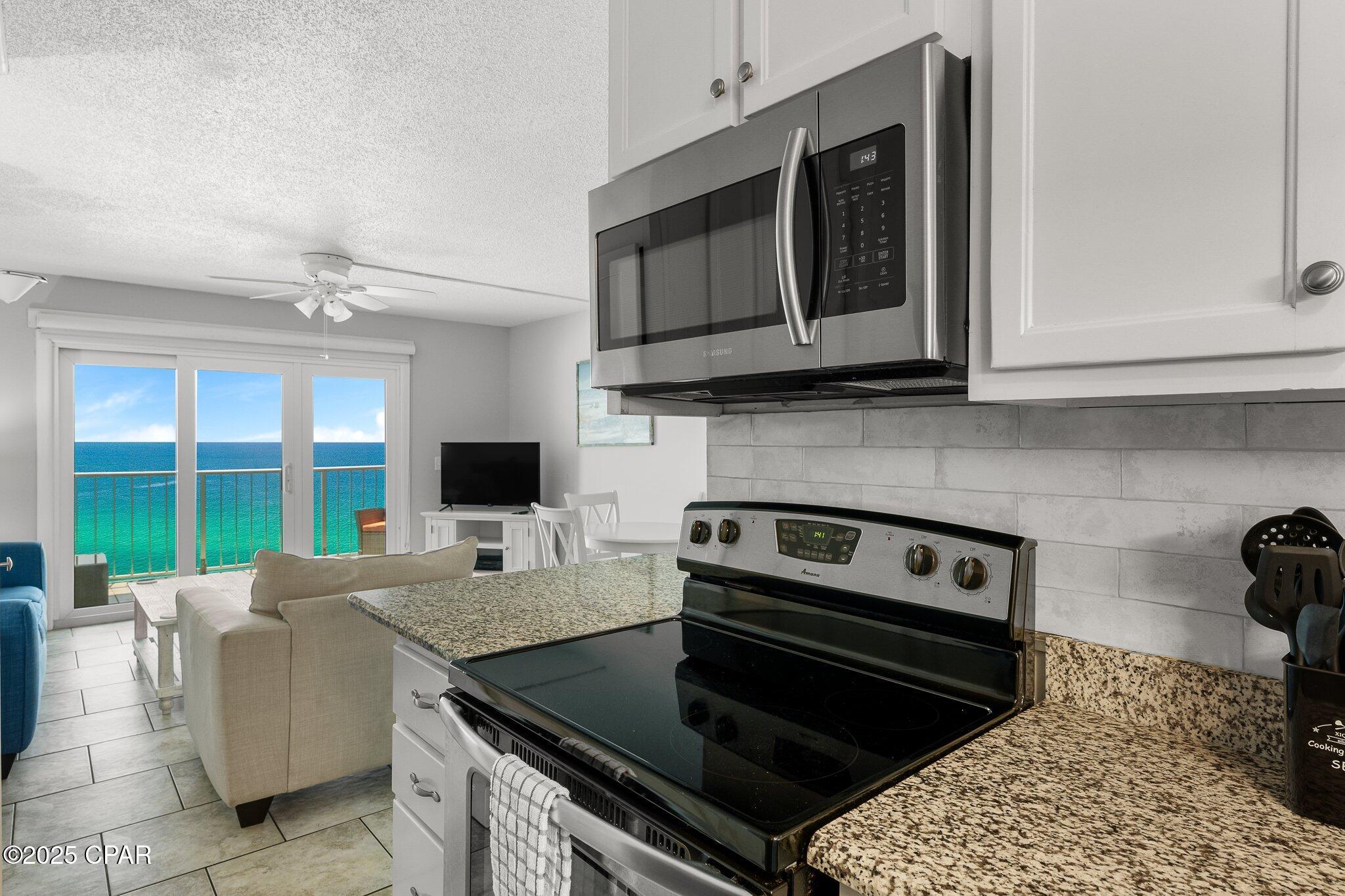 Image 9 For 8743 Thomas Drive 1105