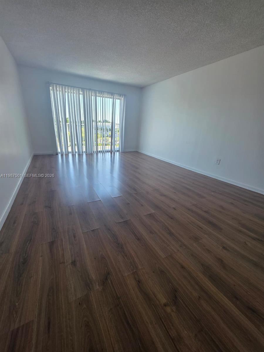 Montecarlo Condo