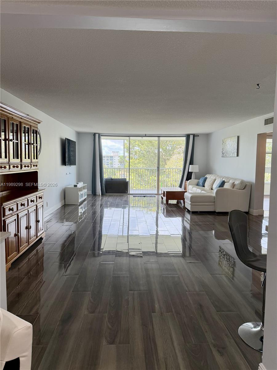 No 22 Palm-Aire Country C