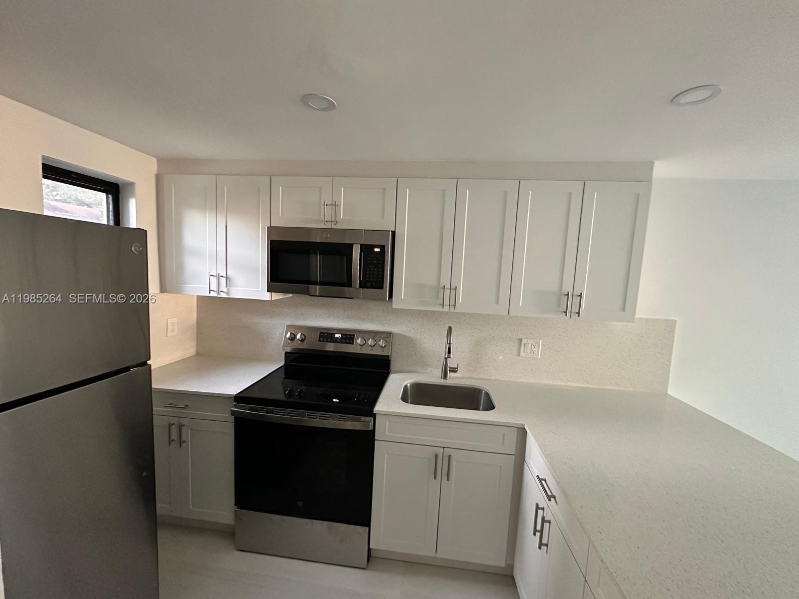 River Club Townhouse Cond