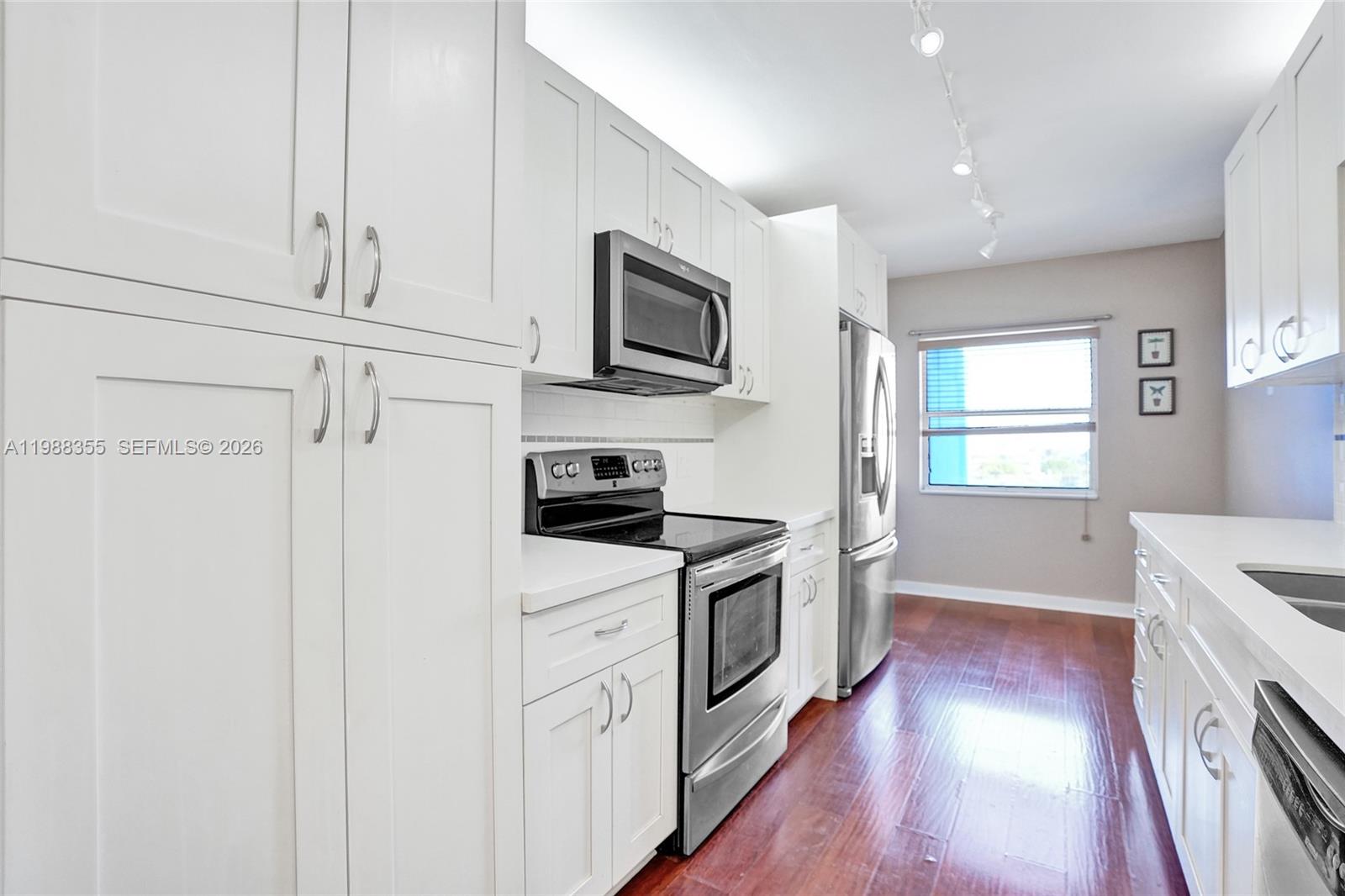 Hillcrest East No 26 Cond