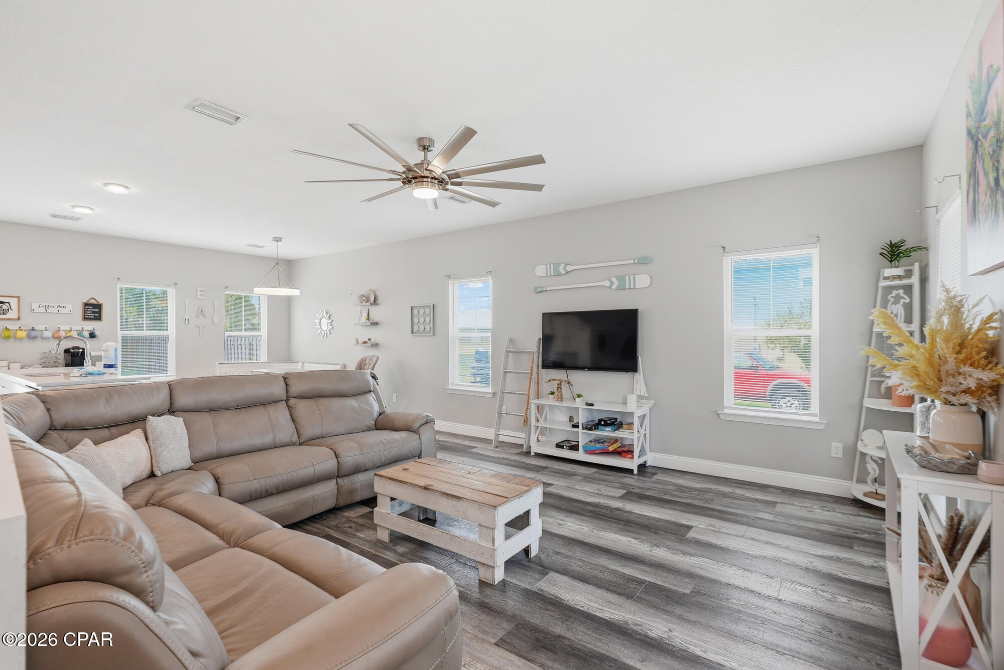 5701 Hilltop Avenue, Panama City Beach, FL 32408 thumbnail, photo 10 of 39