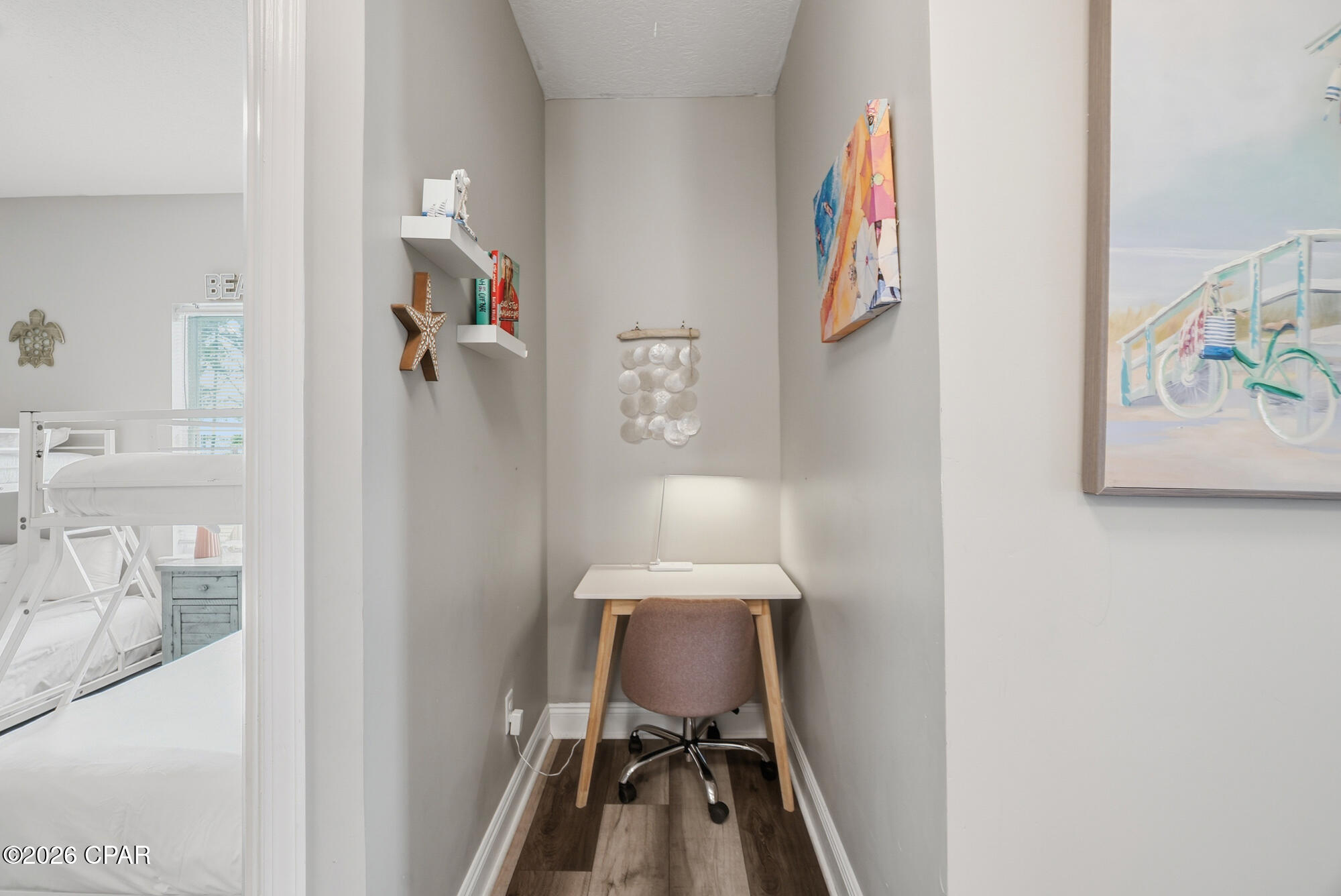 Image 27 For 5701 Hilltop Avenue