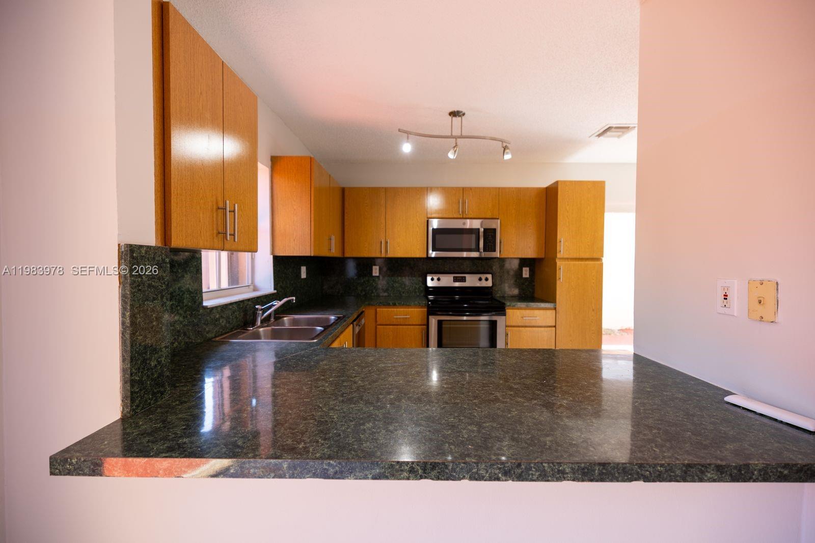 Property photo # 2