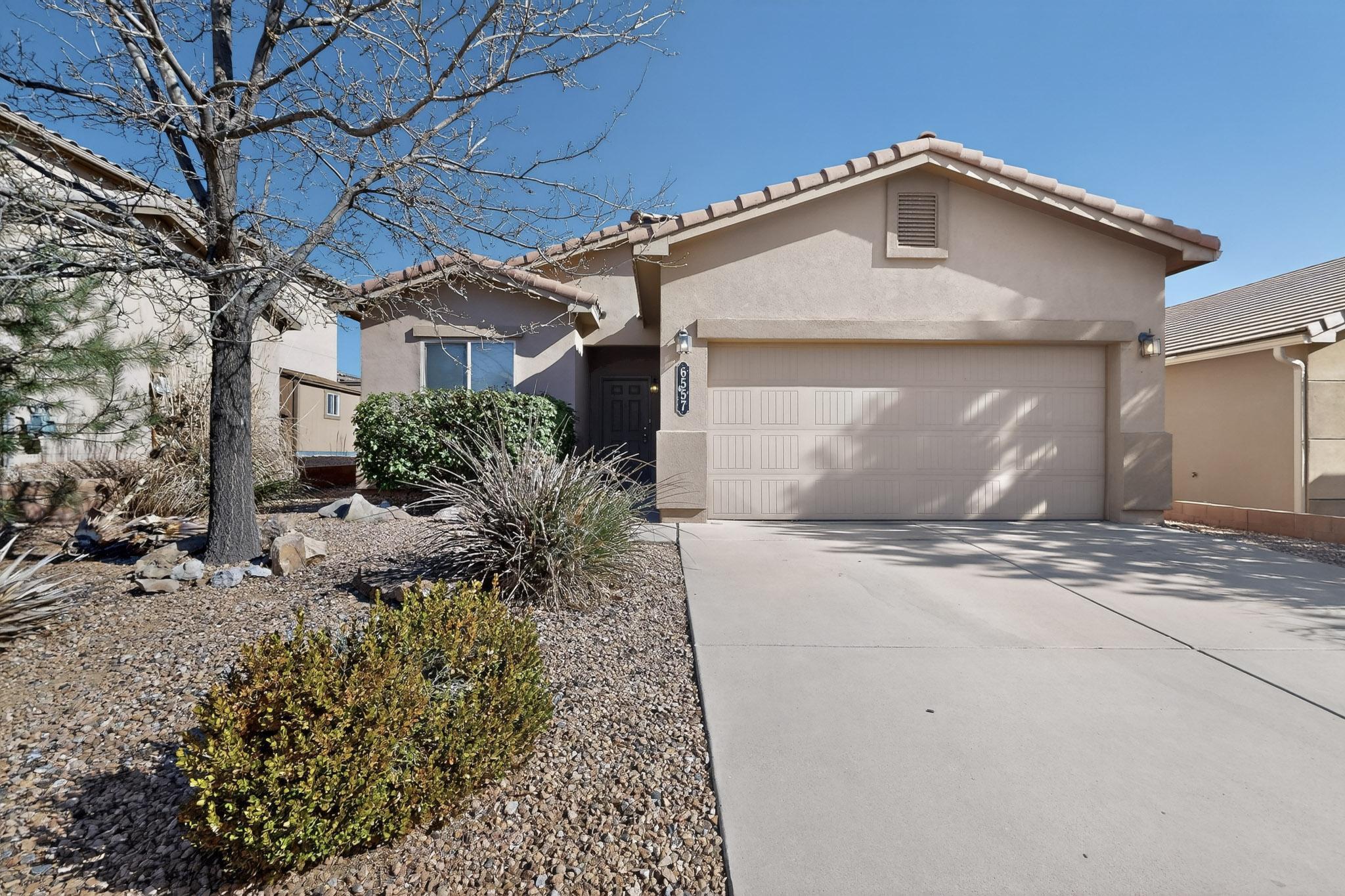 6557 Cliff Dweller Road NW Albuquerque, NM 87114