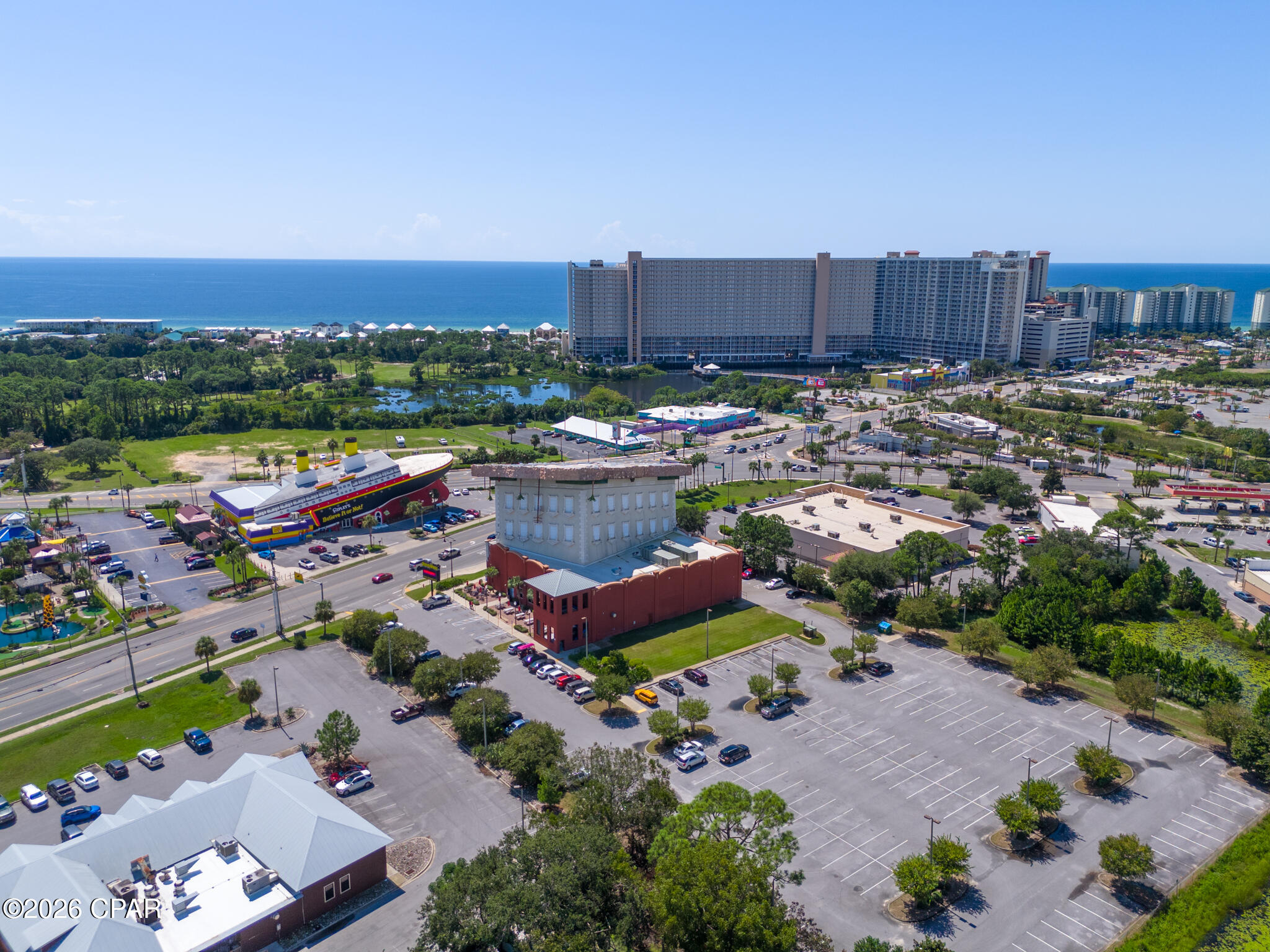 Image 23 For 8001 Surf Drive B7