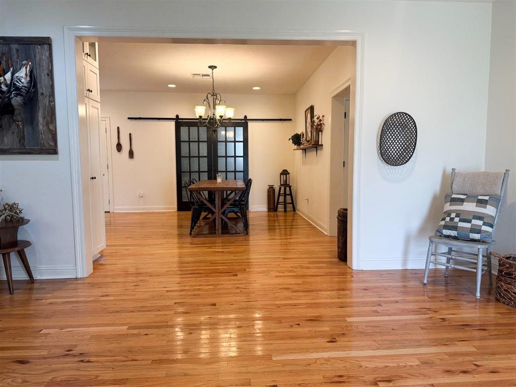 815 10Th Street — photo 5