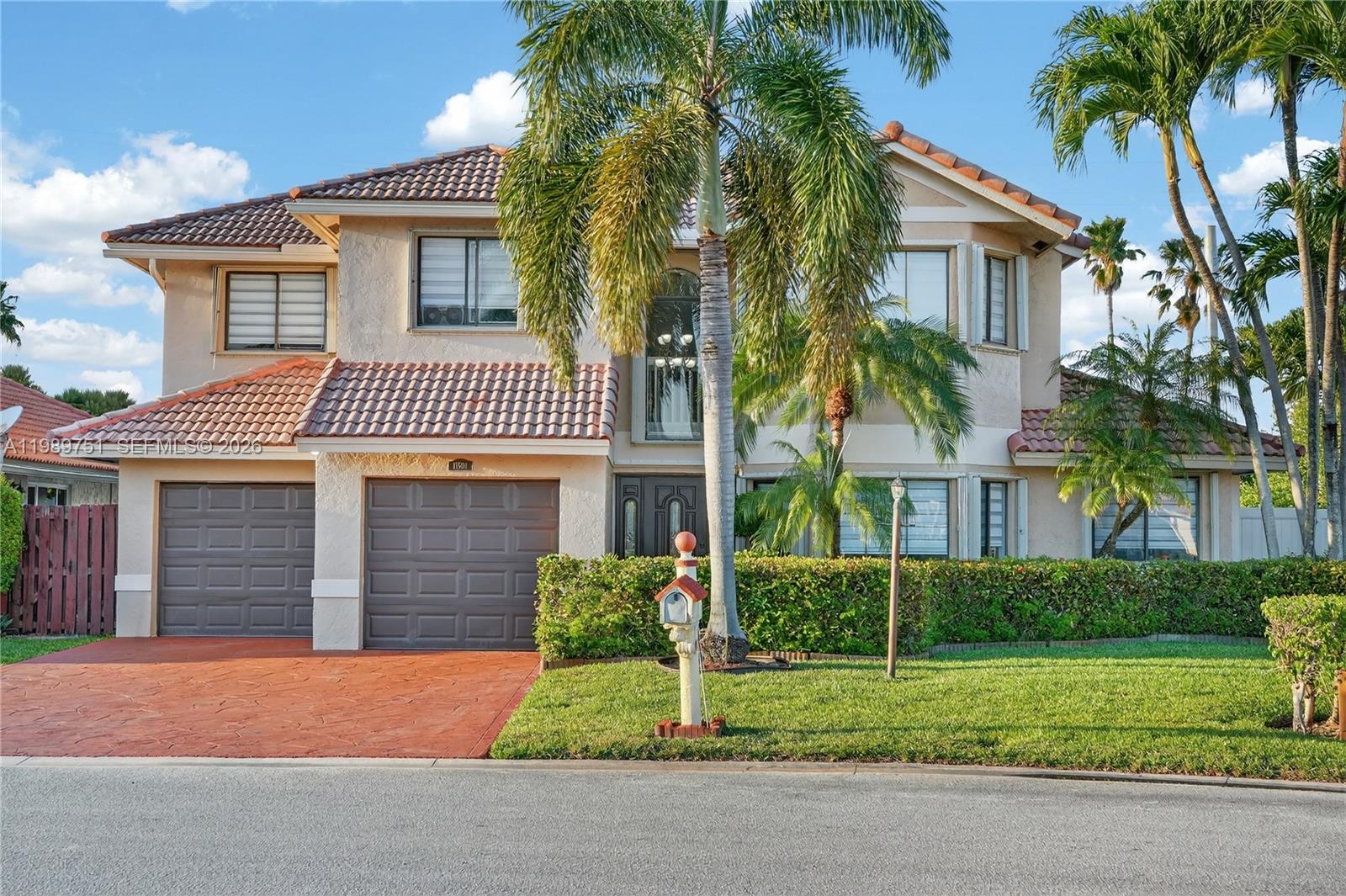 Pembroke Lakes South