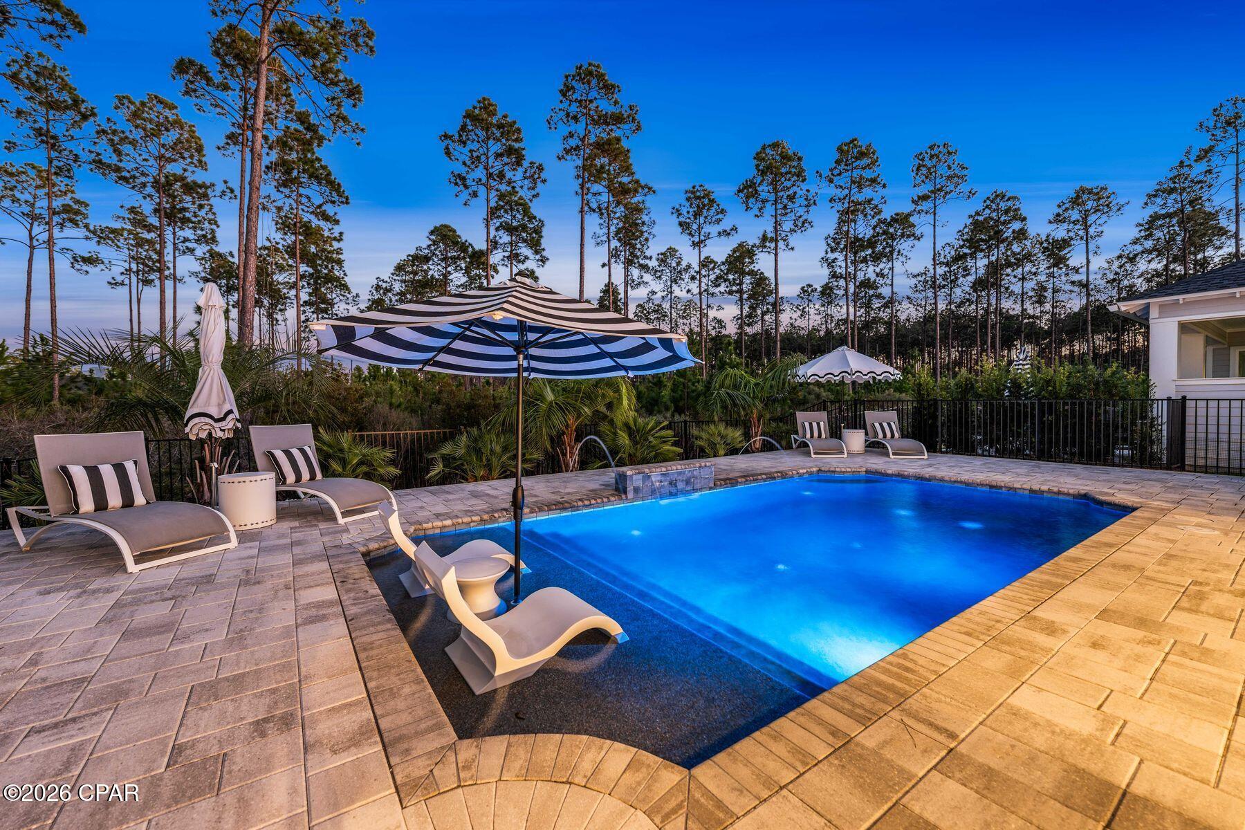 Image 12 For 246 Naturewalk Boulevard