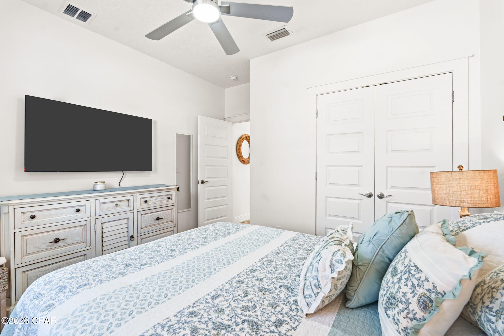 Image 28 For 153 Escanaba Avenue