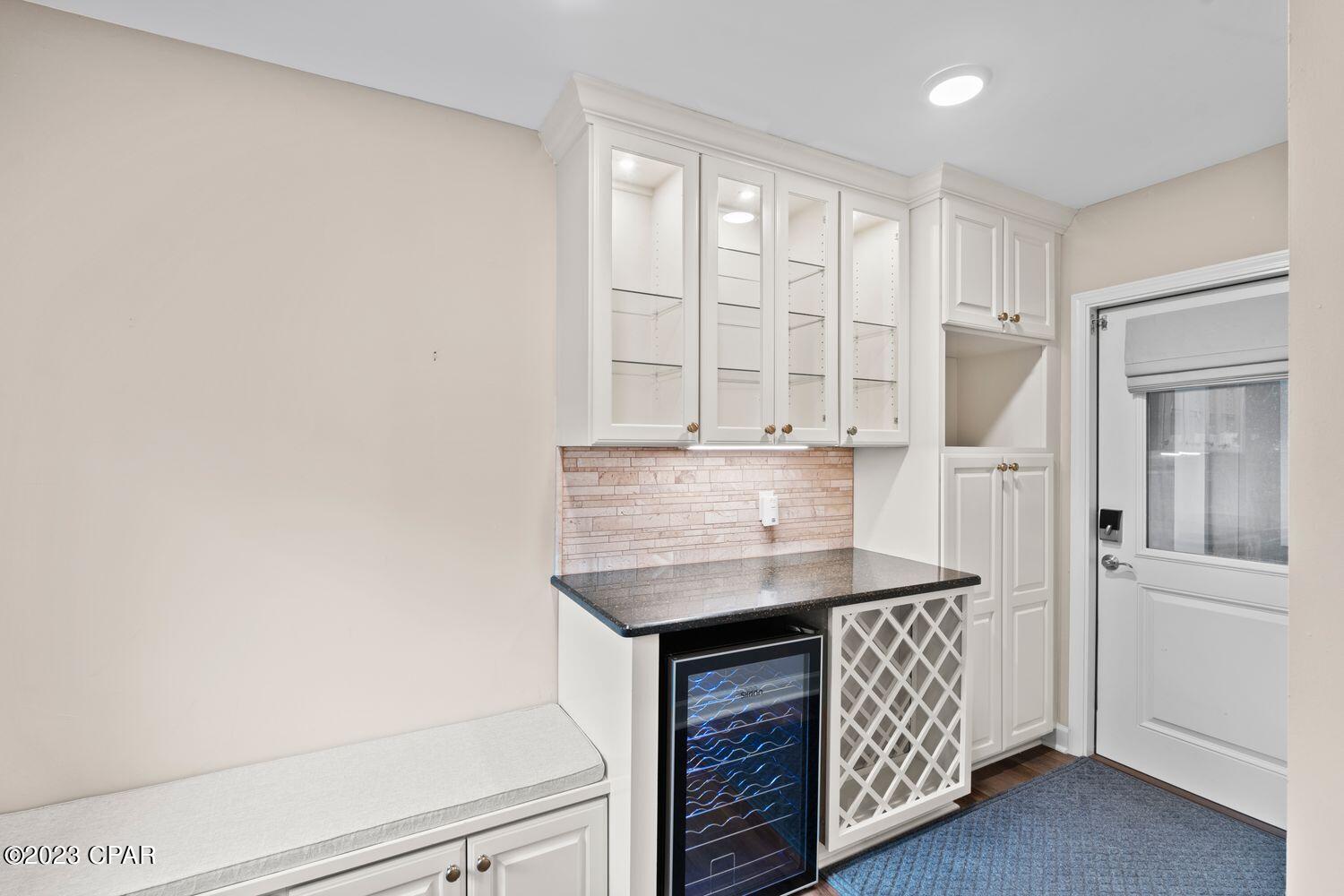 Image 23 For 200 Hollis Avenue