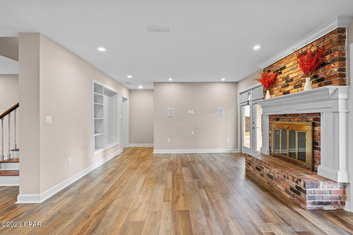 Image 29 For 200 Hollis Avenue