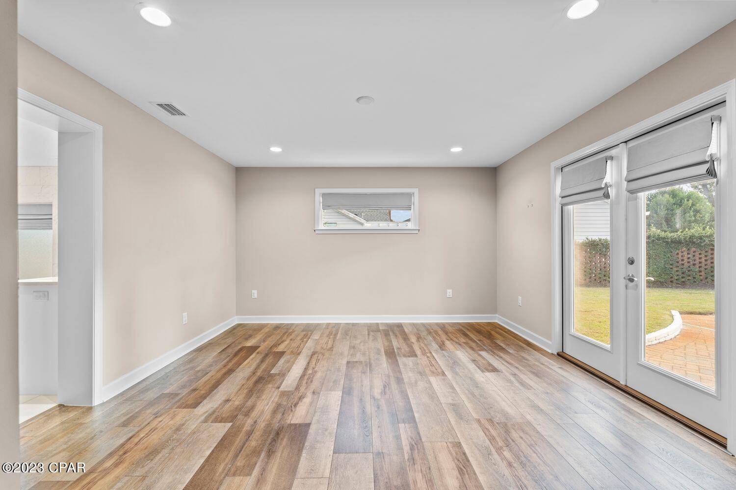 Image 34 For 200 Hollis Avenue