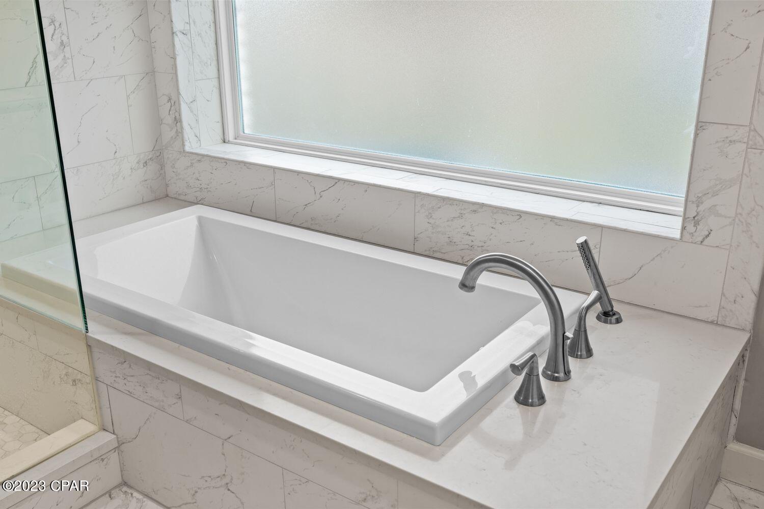 Image 43 For 200 Hollis Avenue