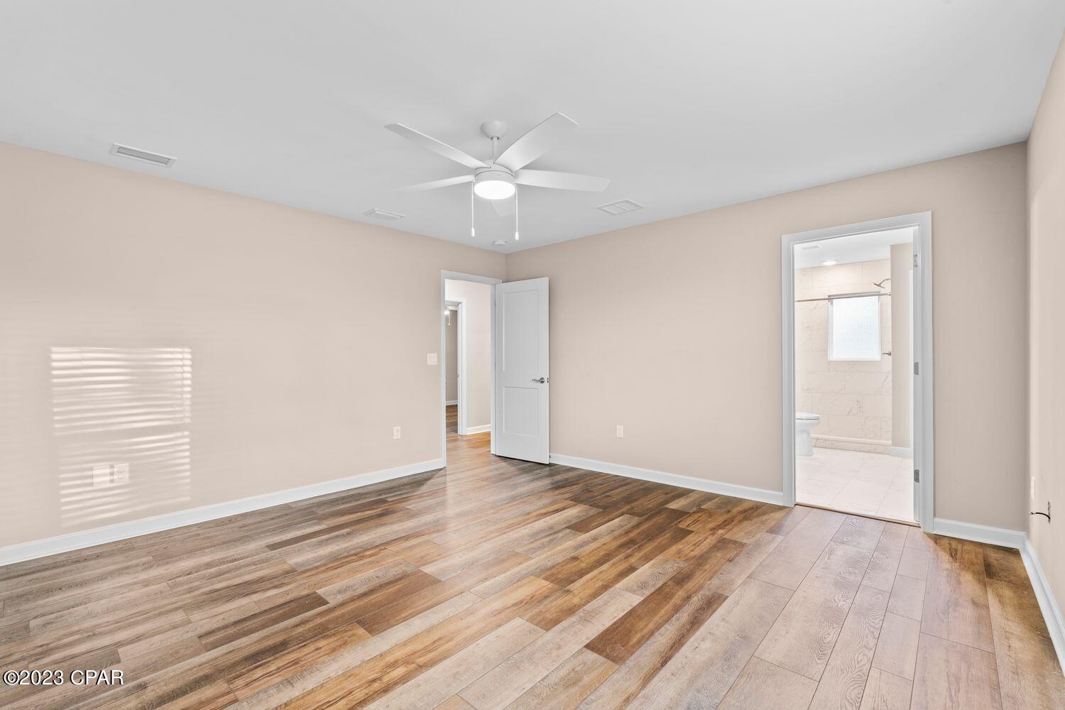 Image 47 For 200 Hollis Avenue