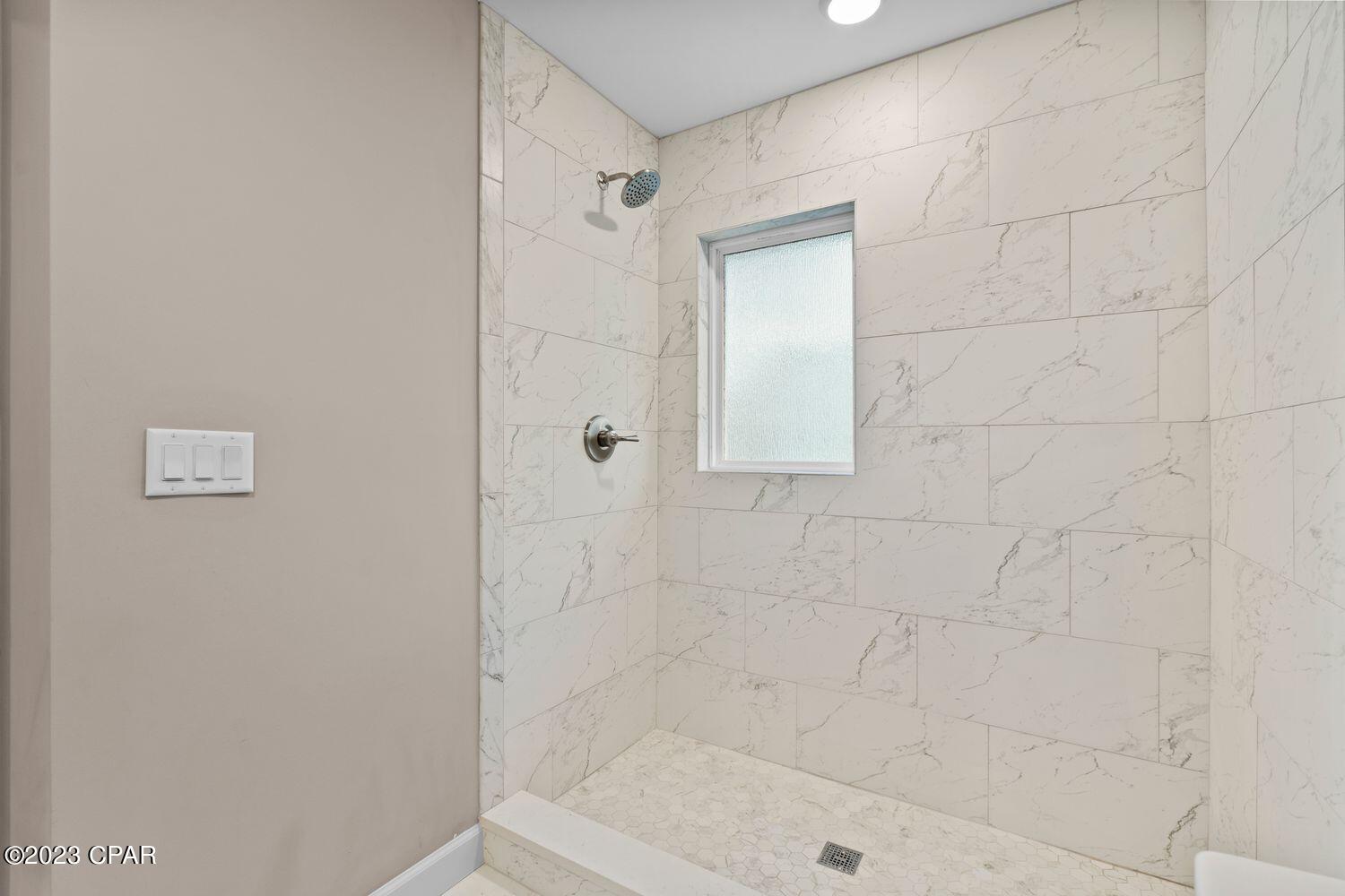 Image 53 For 200 Hollis Avenue