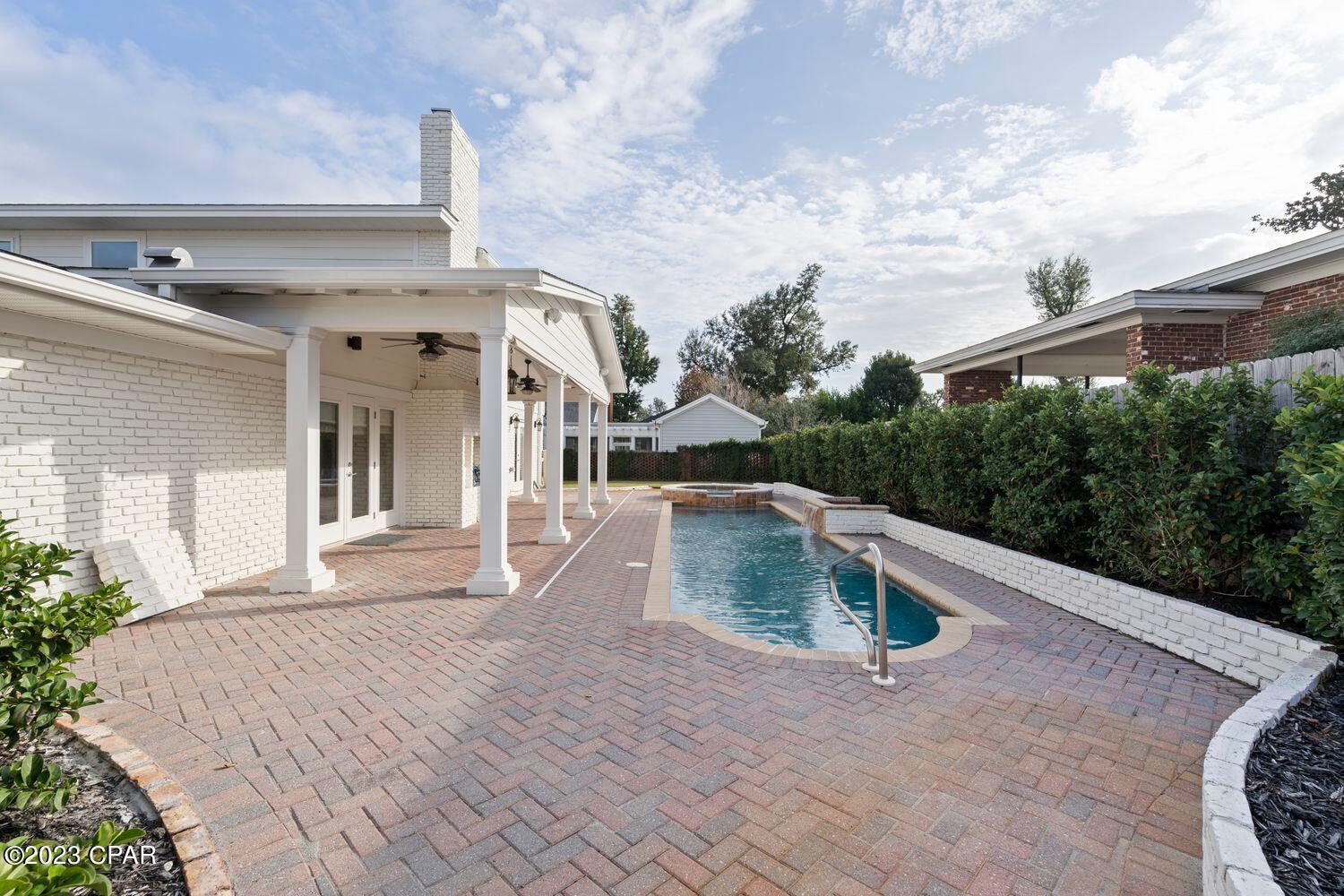 Image 59 For 200 Hollis Avenue