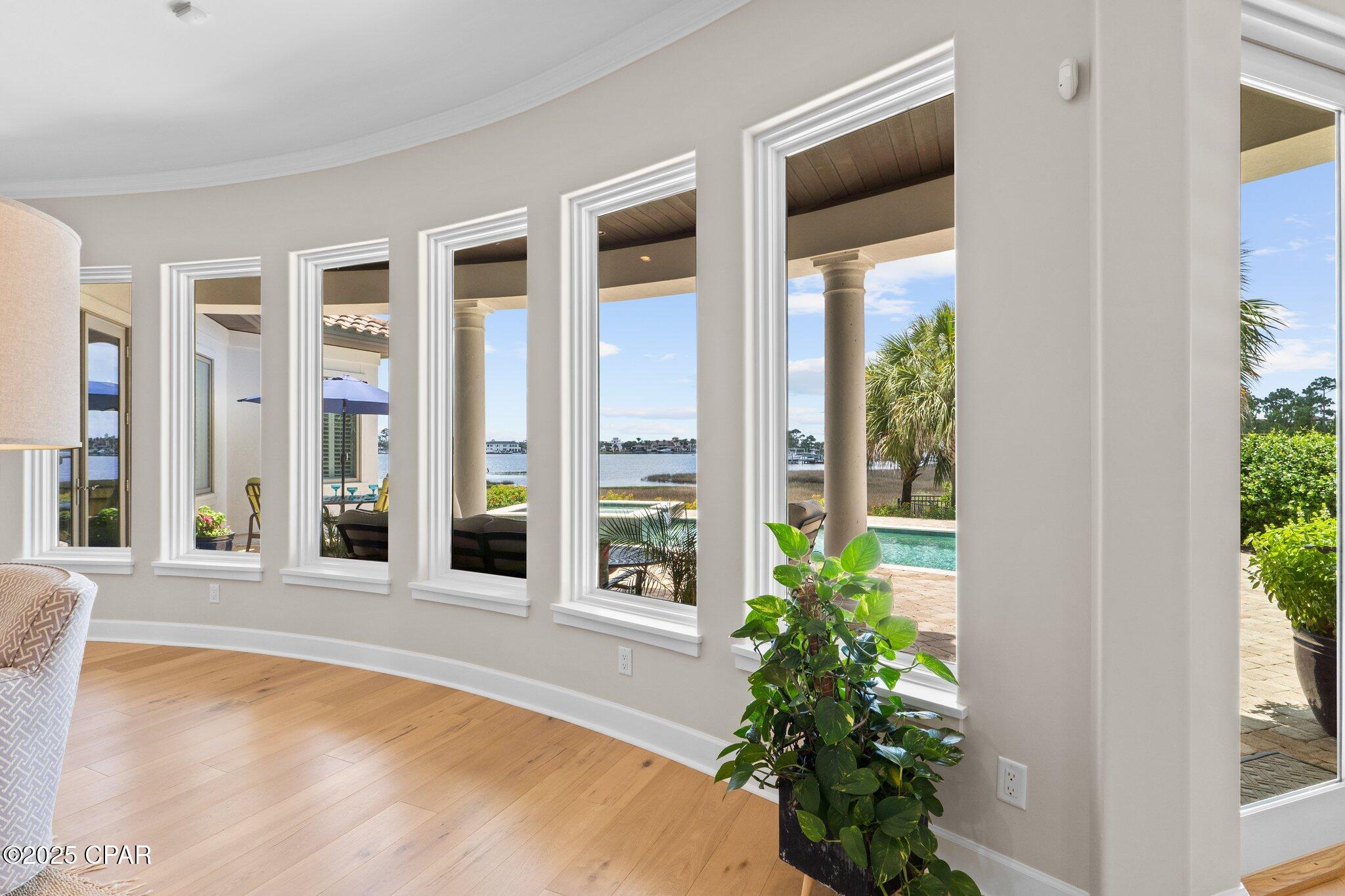 Listing photo id 11 for 3305 Terra Cotta Drive