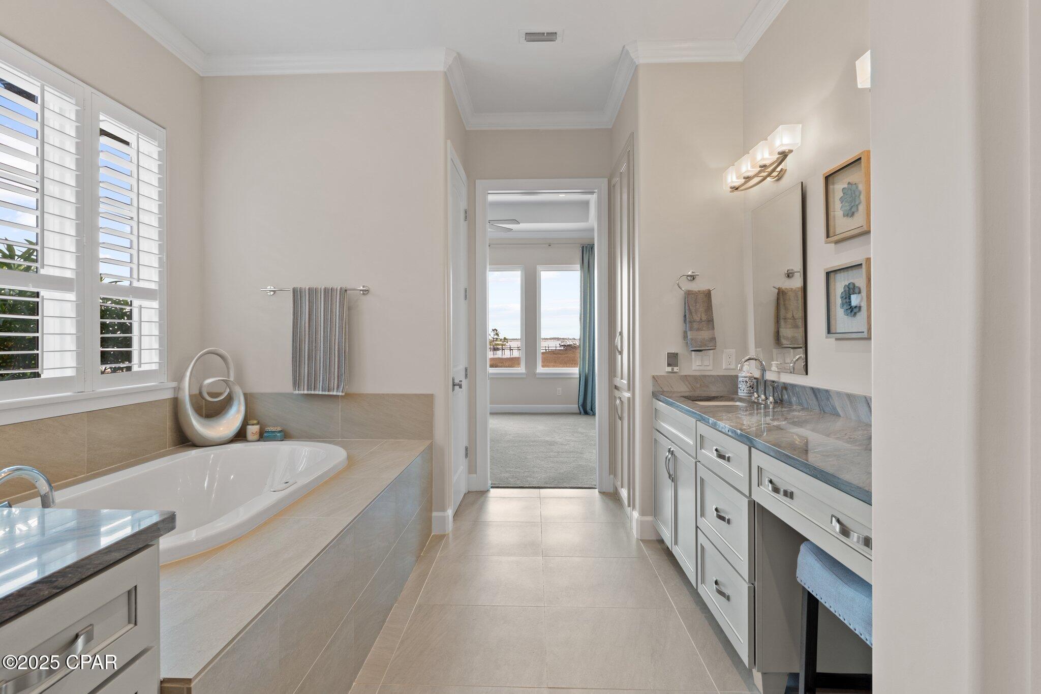 Listing photo id 15 for 3305 Terra Cotta Drive