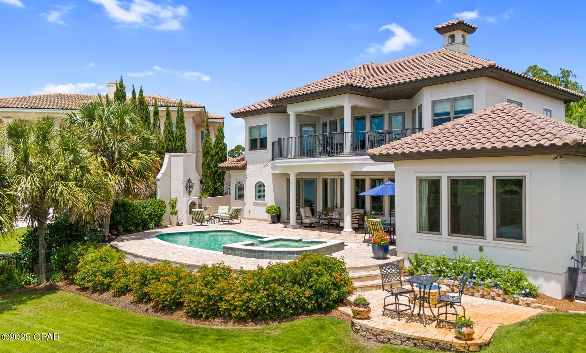 Listing photo id 2 for 3305 Terra Cotta Drive