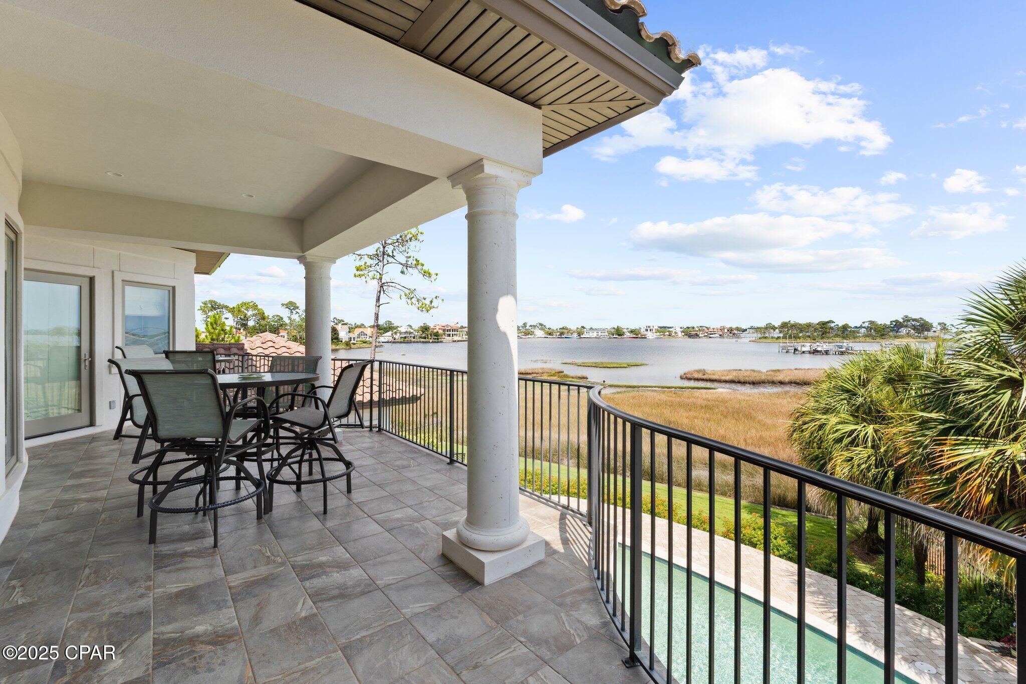 Listing photo id 32 for 3305 Terra Cotta Drive