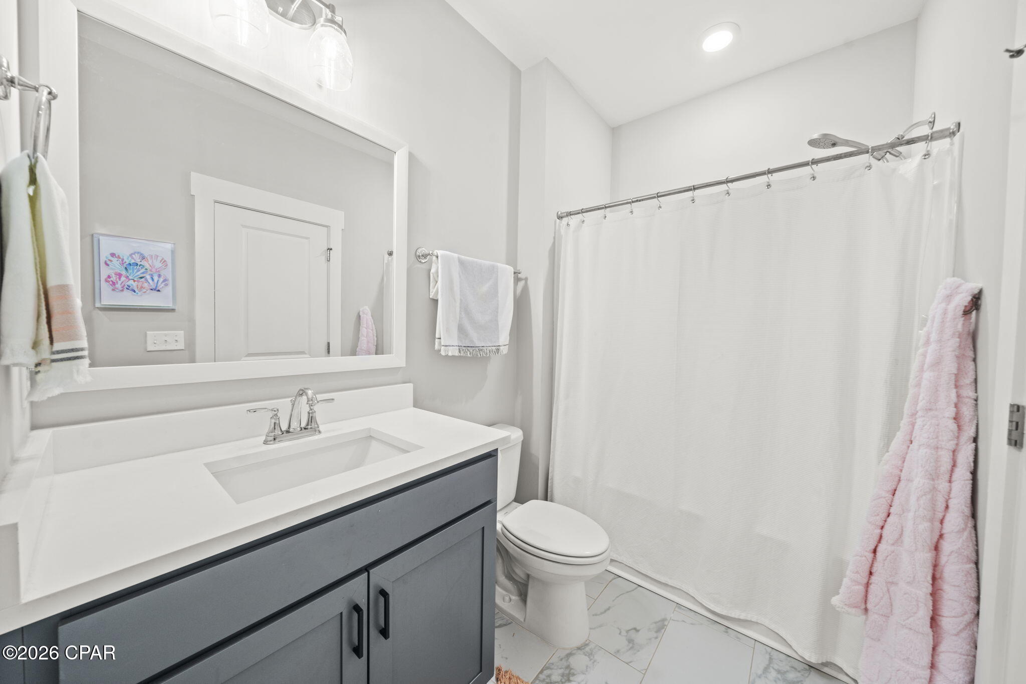 Image 43 For 2001 Rushes Avenue