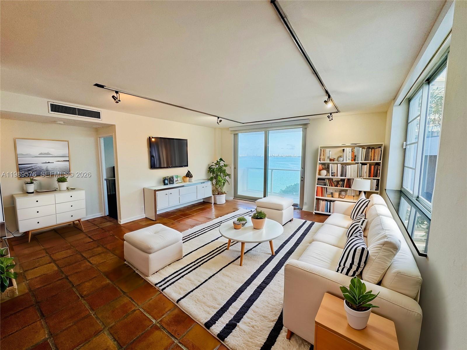 Bay Park Towers Condo