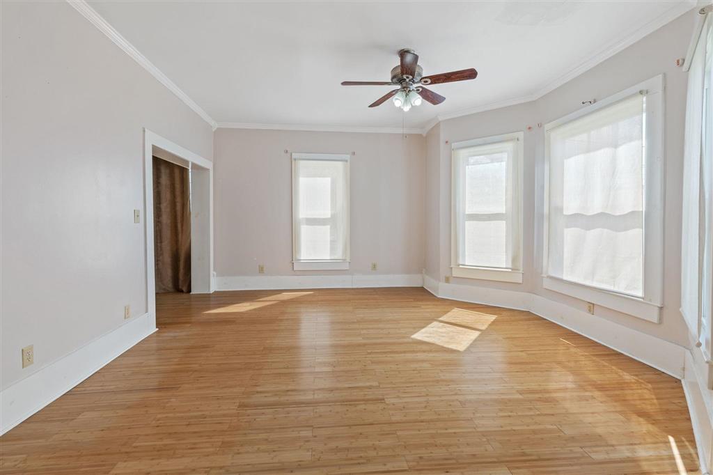 403 N Cutting Avenue — photo 5