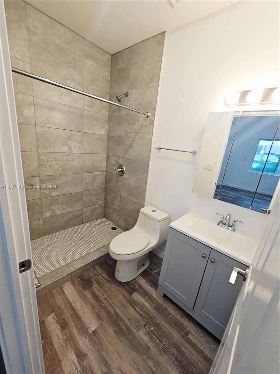 Property photo # 9