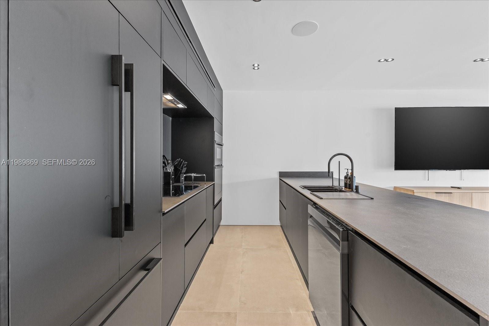 Property photo # 4