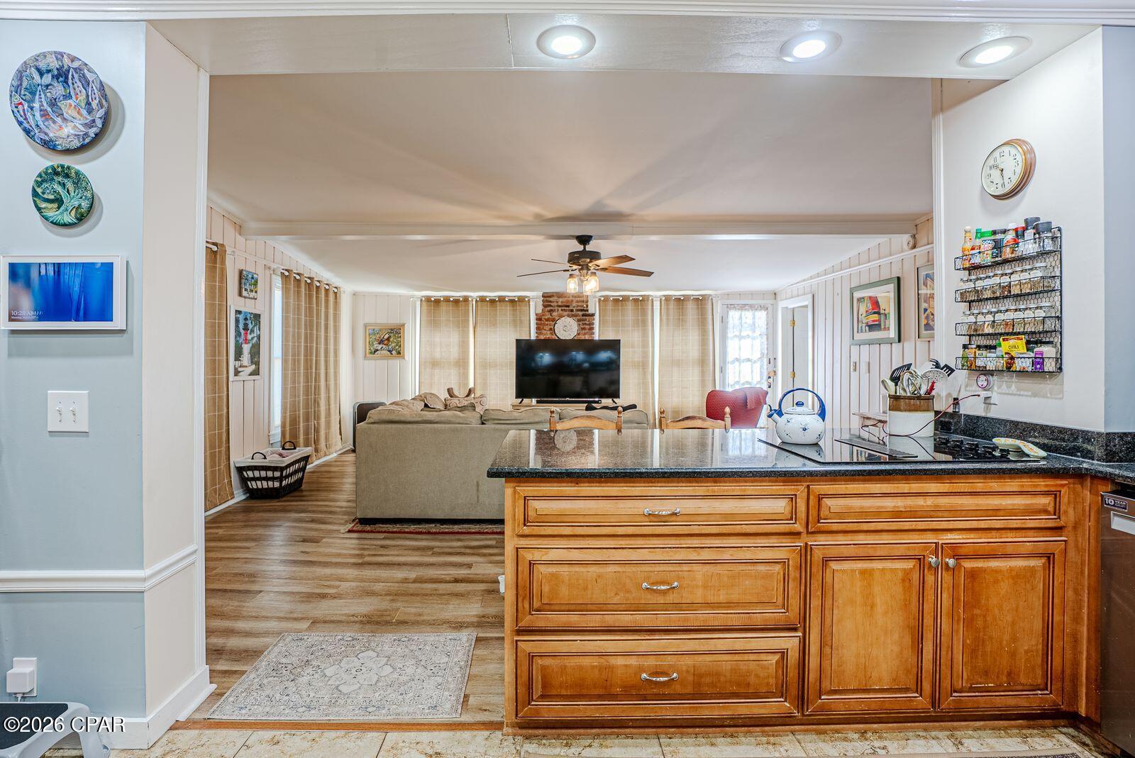 Image 26 For 804 Balboa Avenue