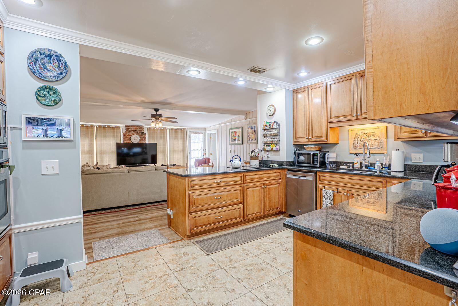 Image 27 For 804 Balboa Avenue